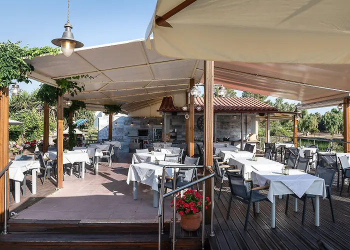 Akti Suites Kato Daratso