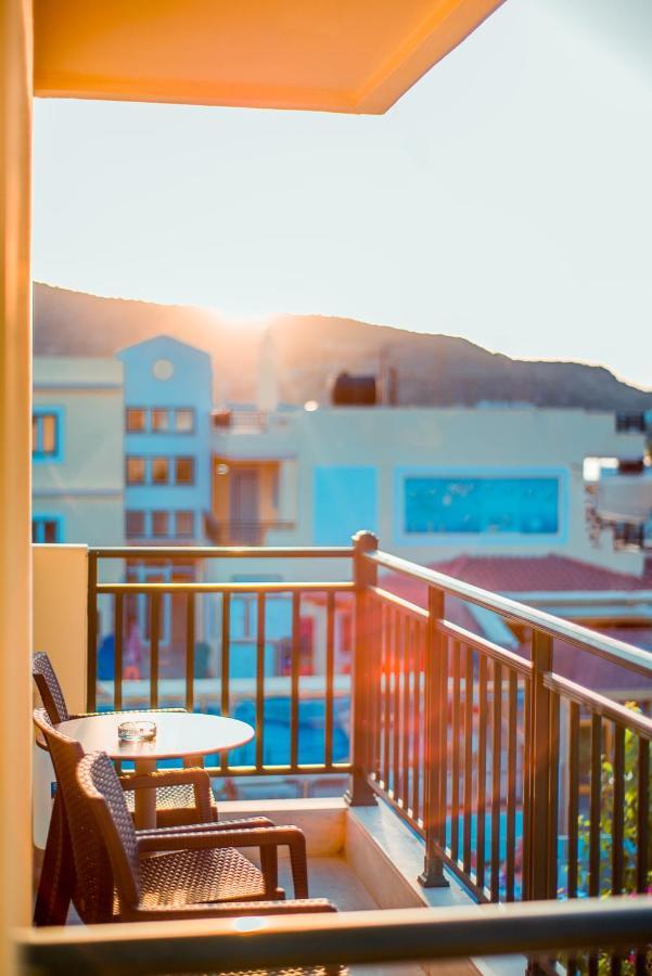 Standard Studio,1005351244:JPEG