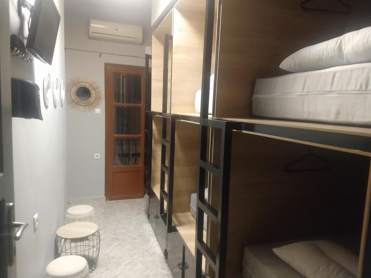 6-Bed Mixed Dormitory Room