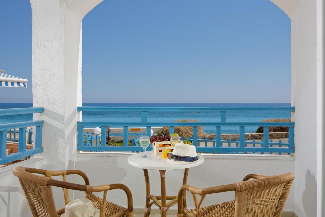One-Bedroom Apartment with Sea View