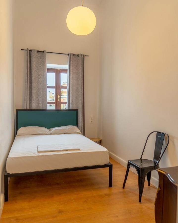 Tweepersoonskamer met Gedeelde Badkamer