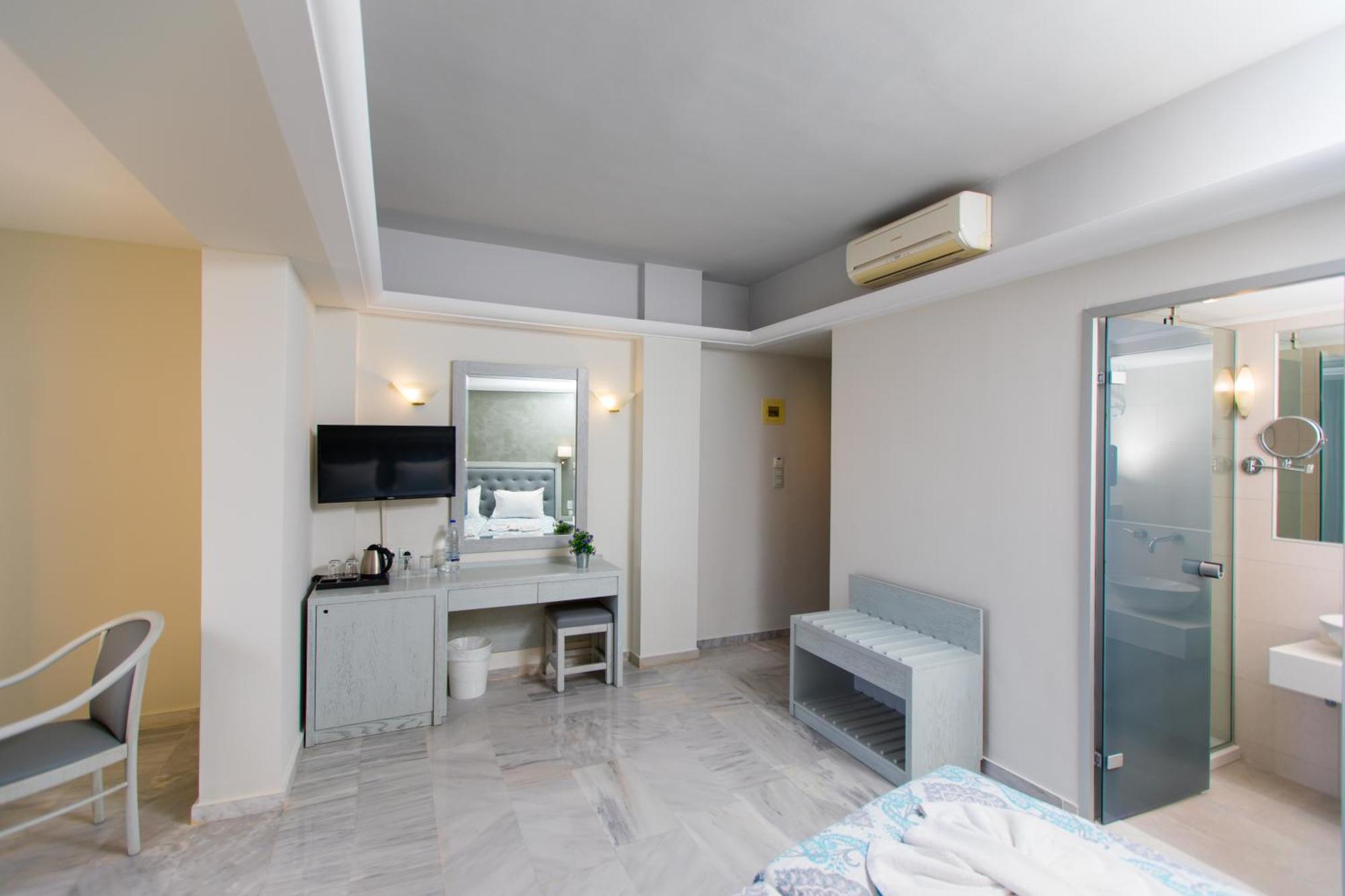 Vierbettzimmer mit Stadtblick