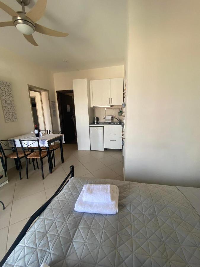 Superior Apartment,1244881441:JPEG