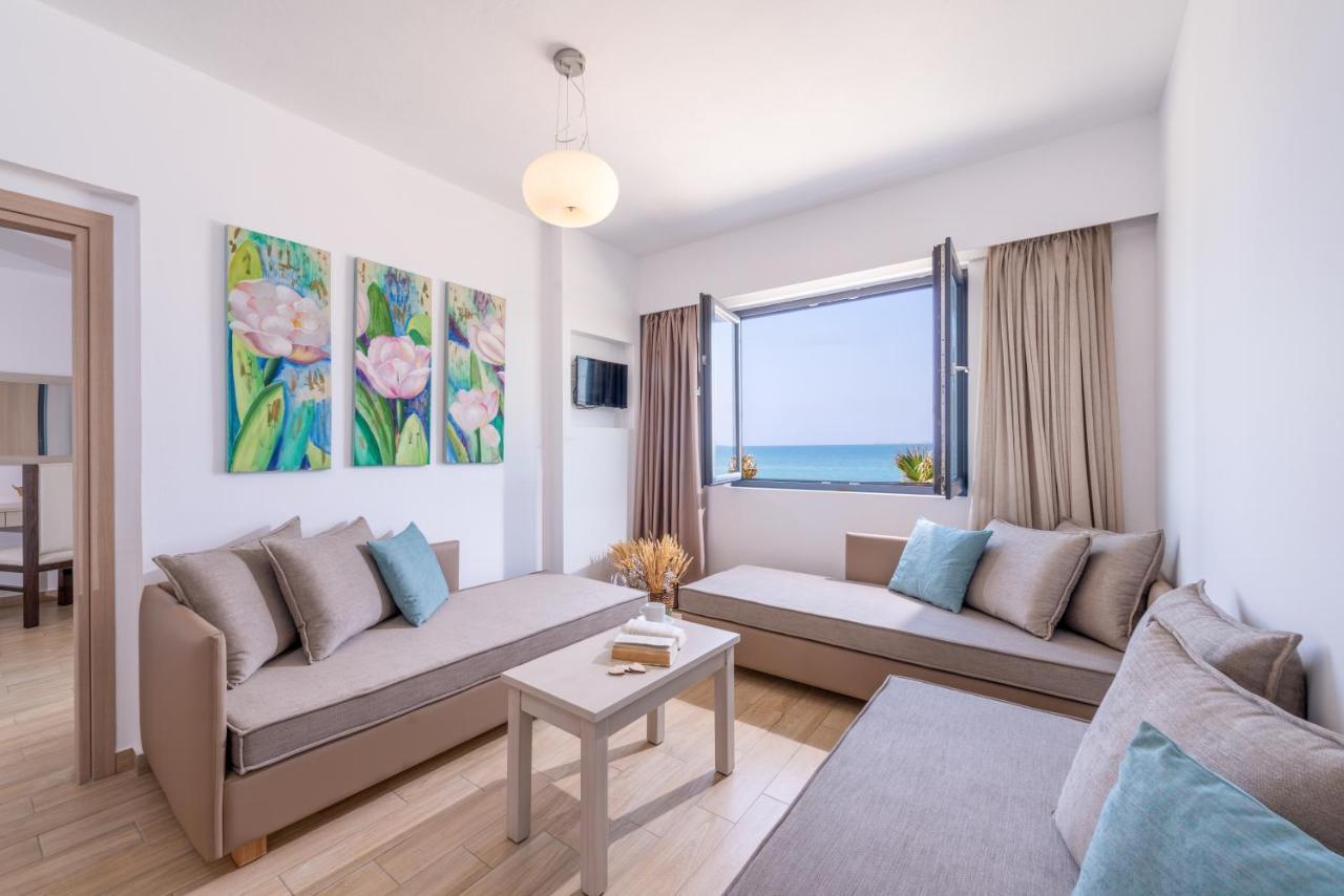 Grand One-Bedroom Apartment Sea View
