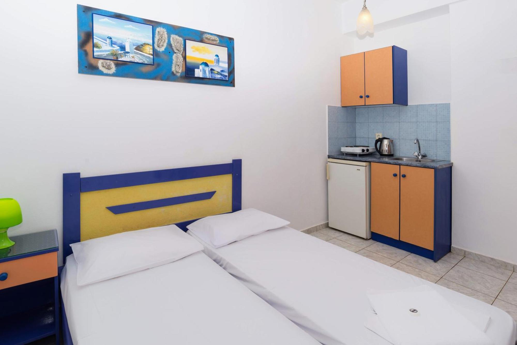 One Bedroom Apartment