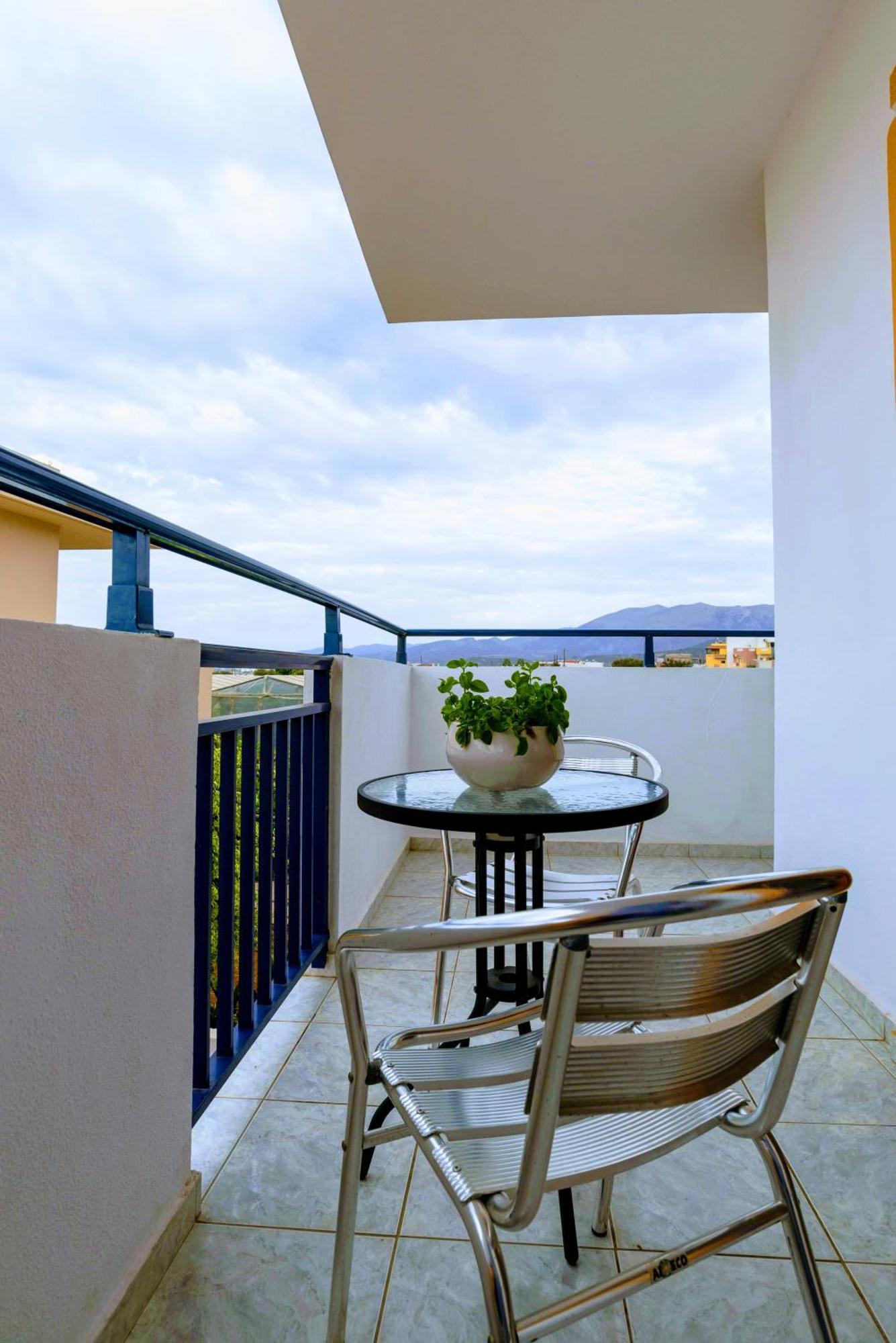 One Bedroom Apartment