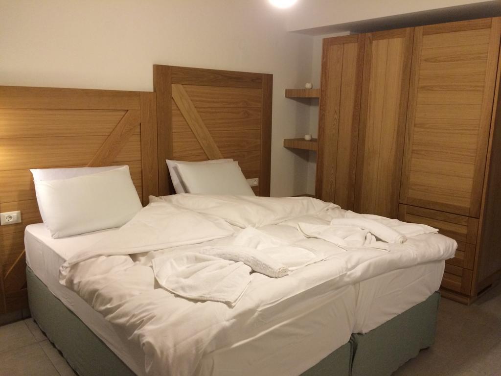 Deluxe Double or Twin Room Sea View