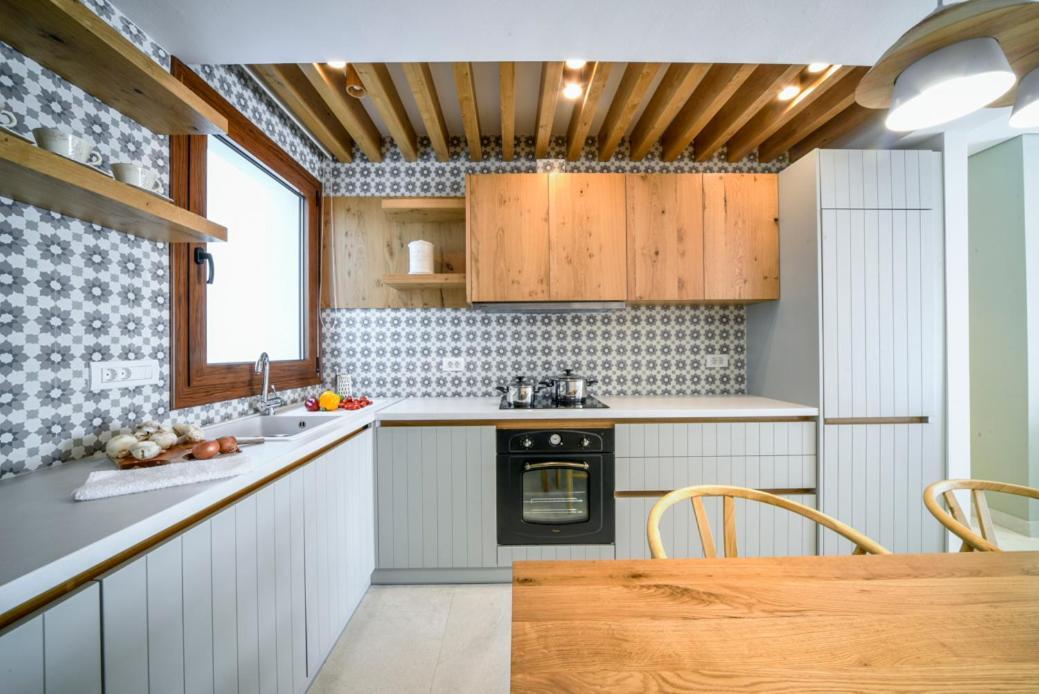 Superior Two-Bedroom Suite,1303908445:JPEG