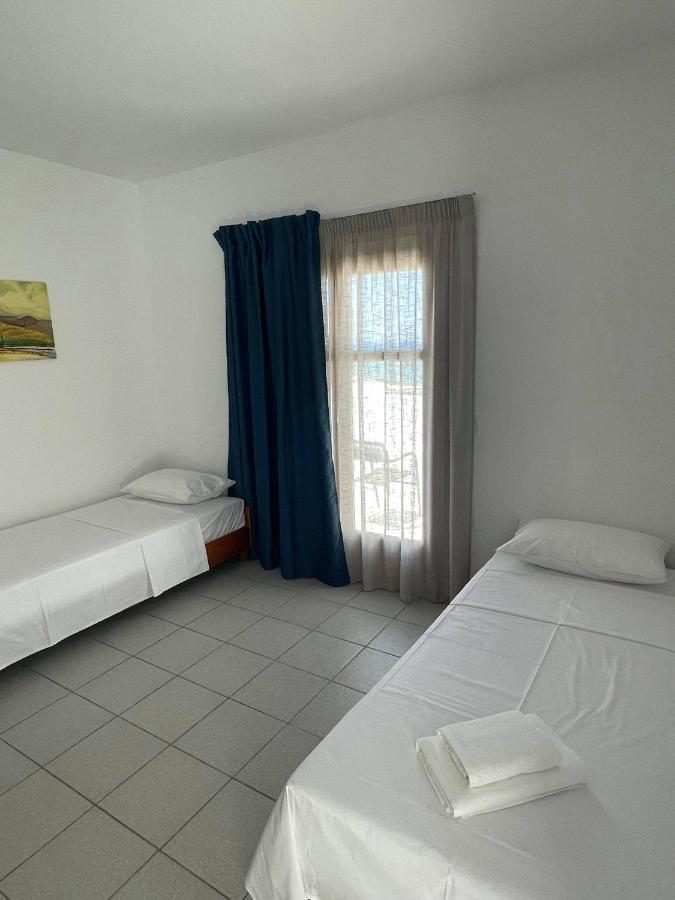 Economy Triple Room