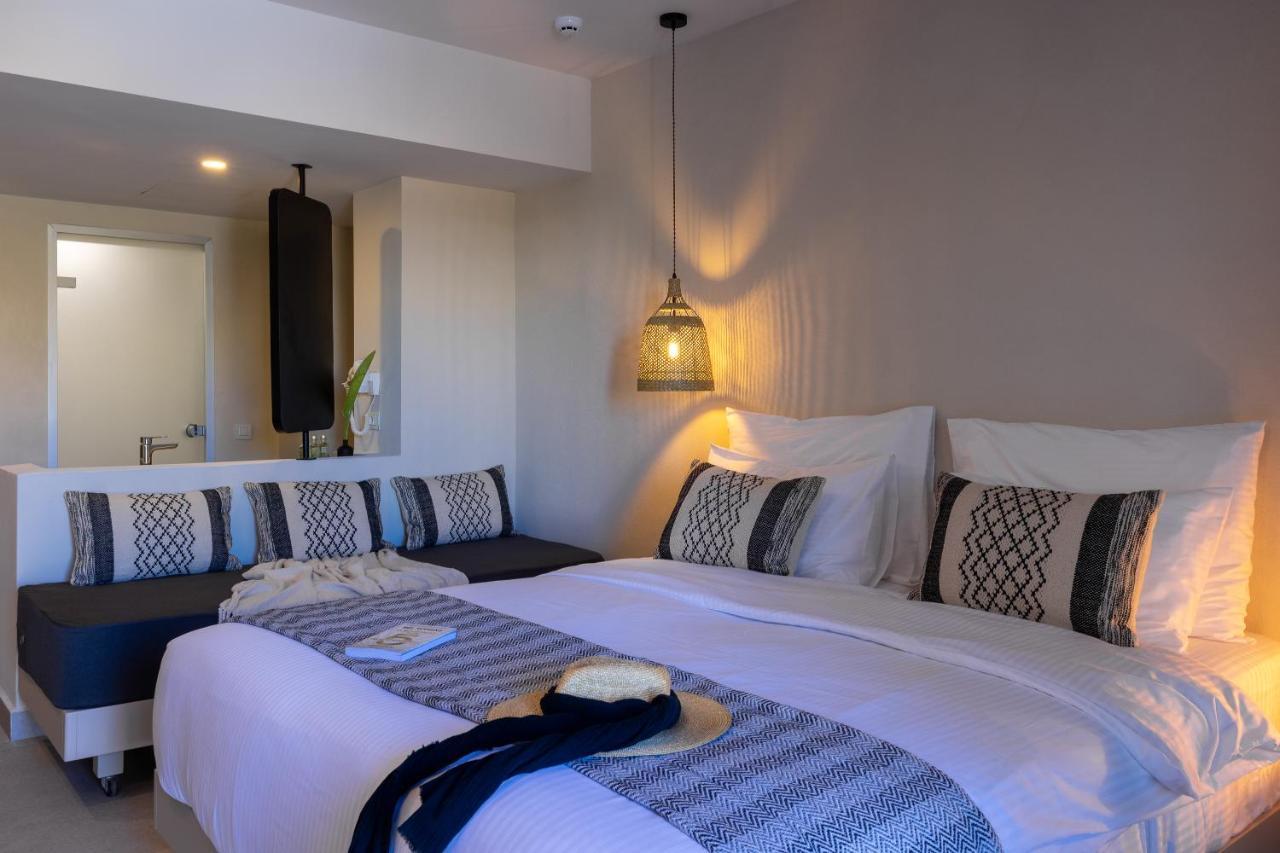 Chambre Double Supérieure avec Piscine Privée (3 Adultes)