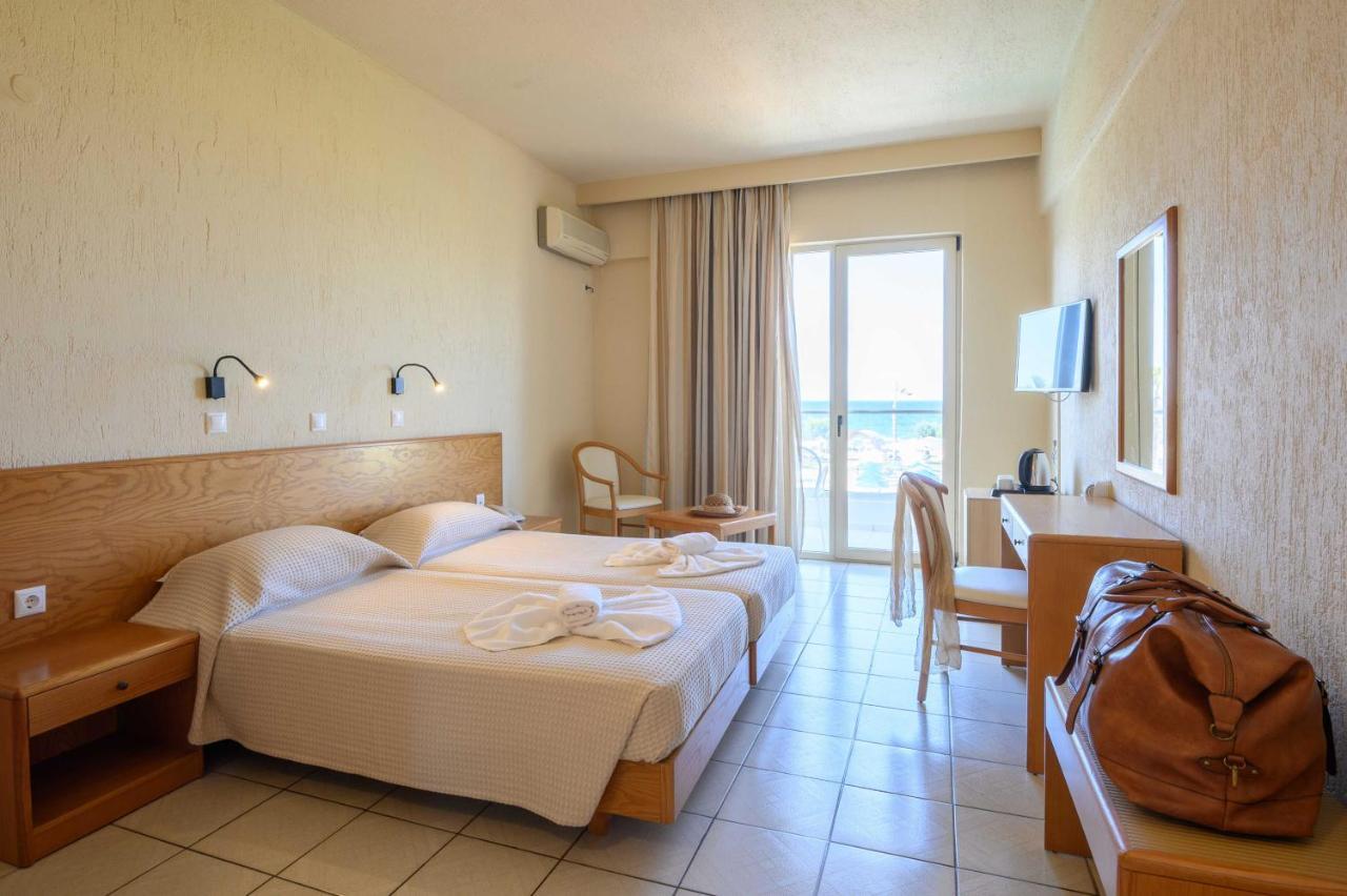 Double or Twin Room Sea View,1556260840:JPEG