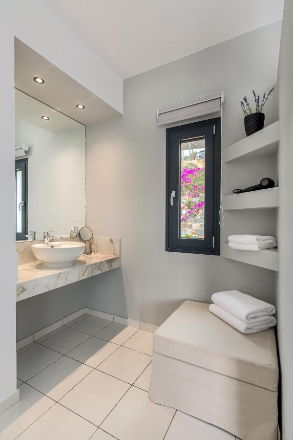 King Suite Sea View