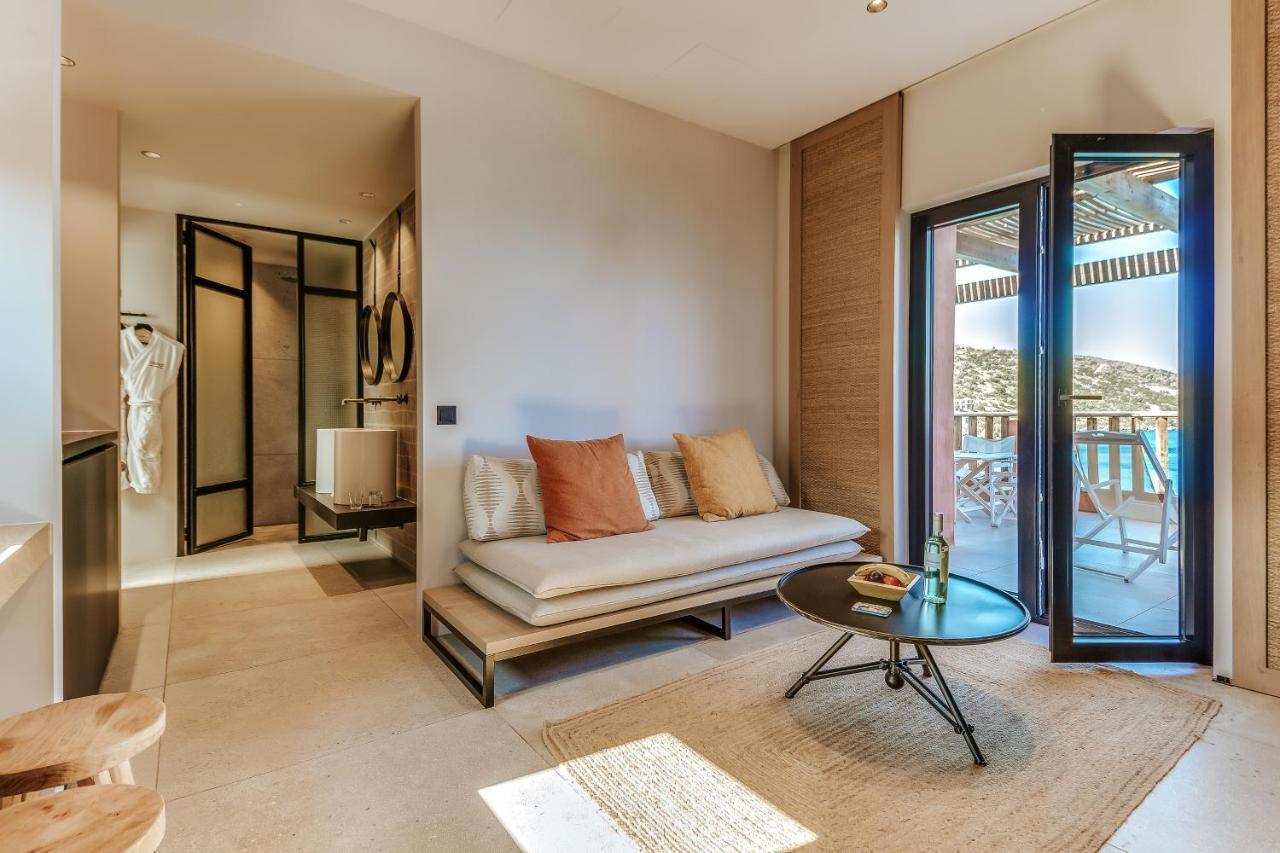 One-Bedroom Serenity Seafront Suite