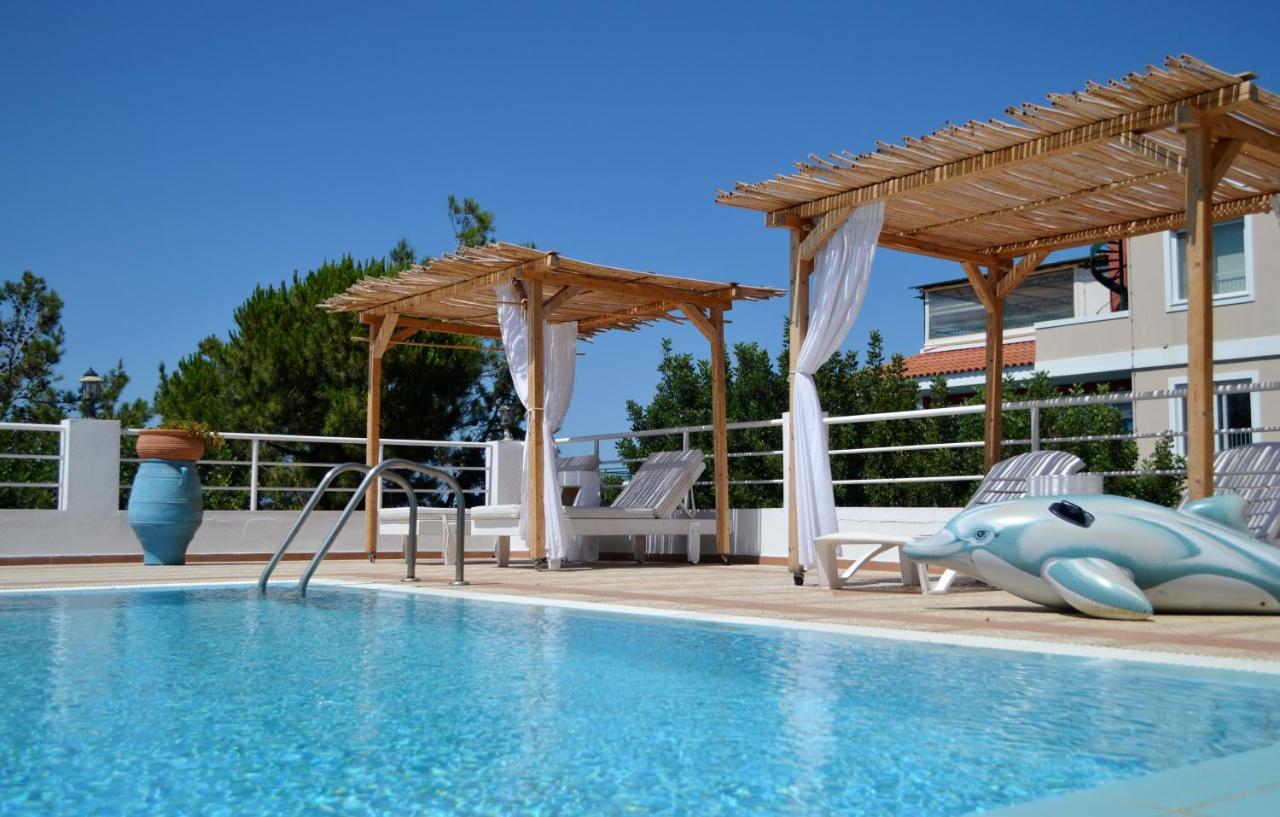 Suite Junior - Vue sur Piscine