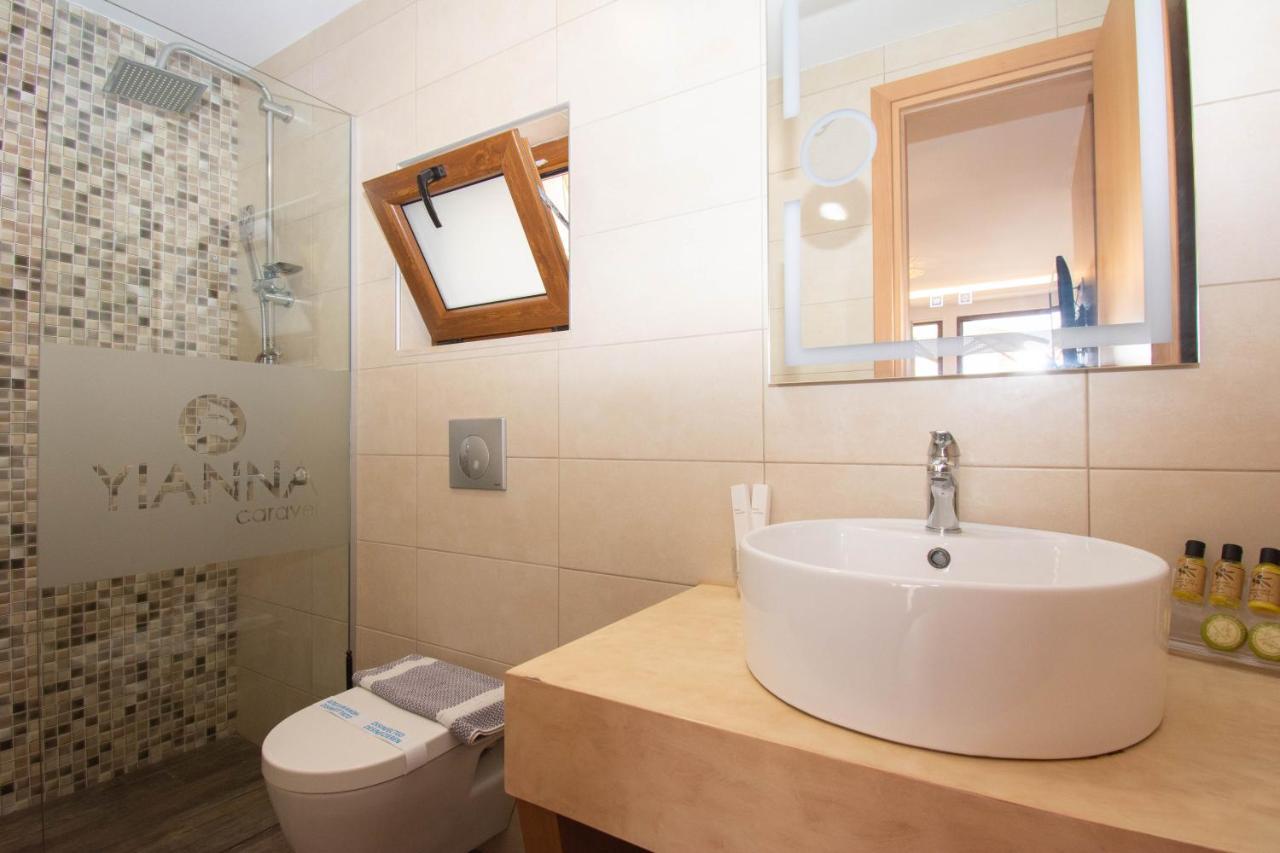 Double Room Bathtub