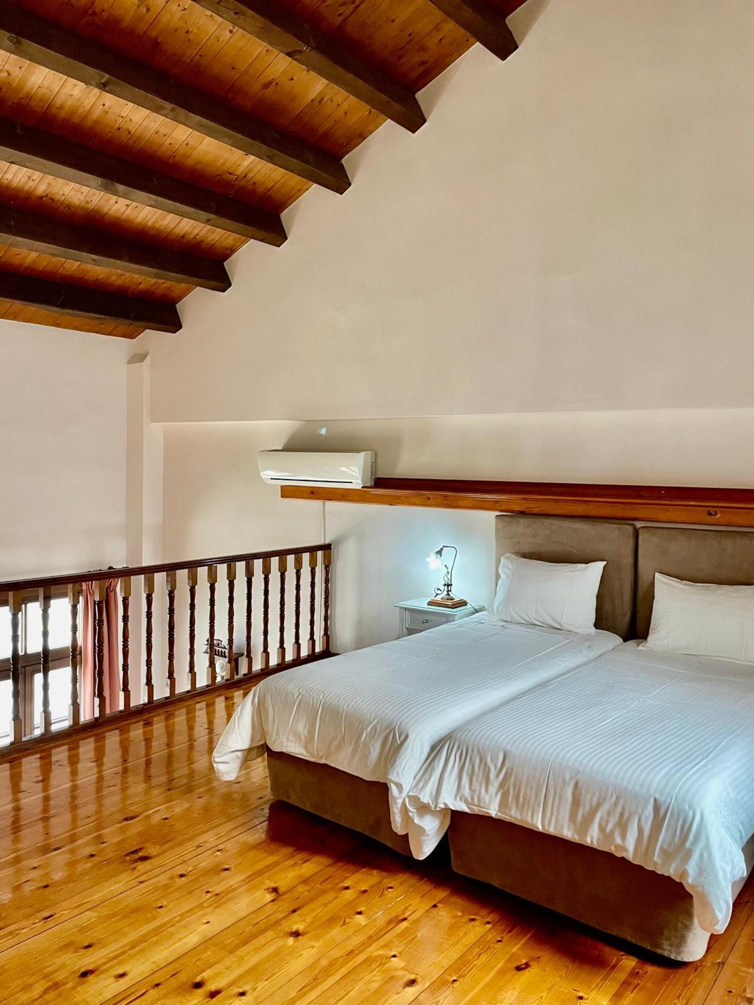 Deluxe Suite Balcony Sea View