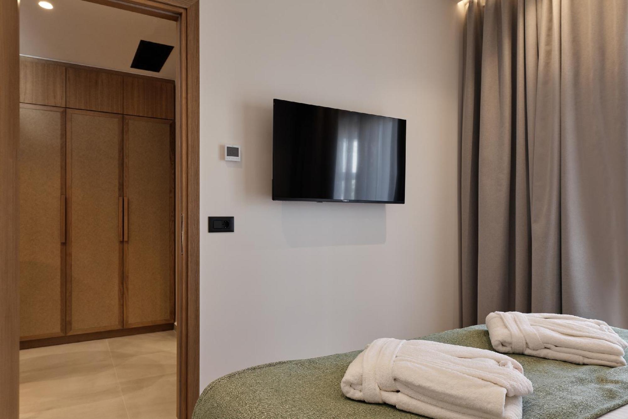 Superior Double Room with Garden View