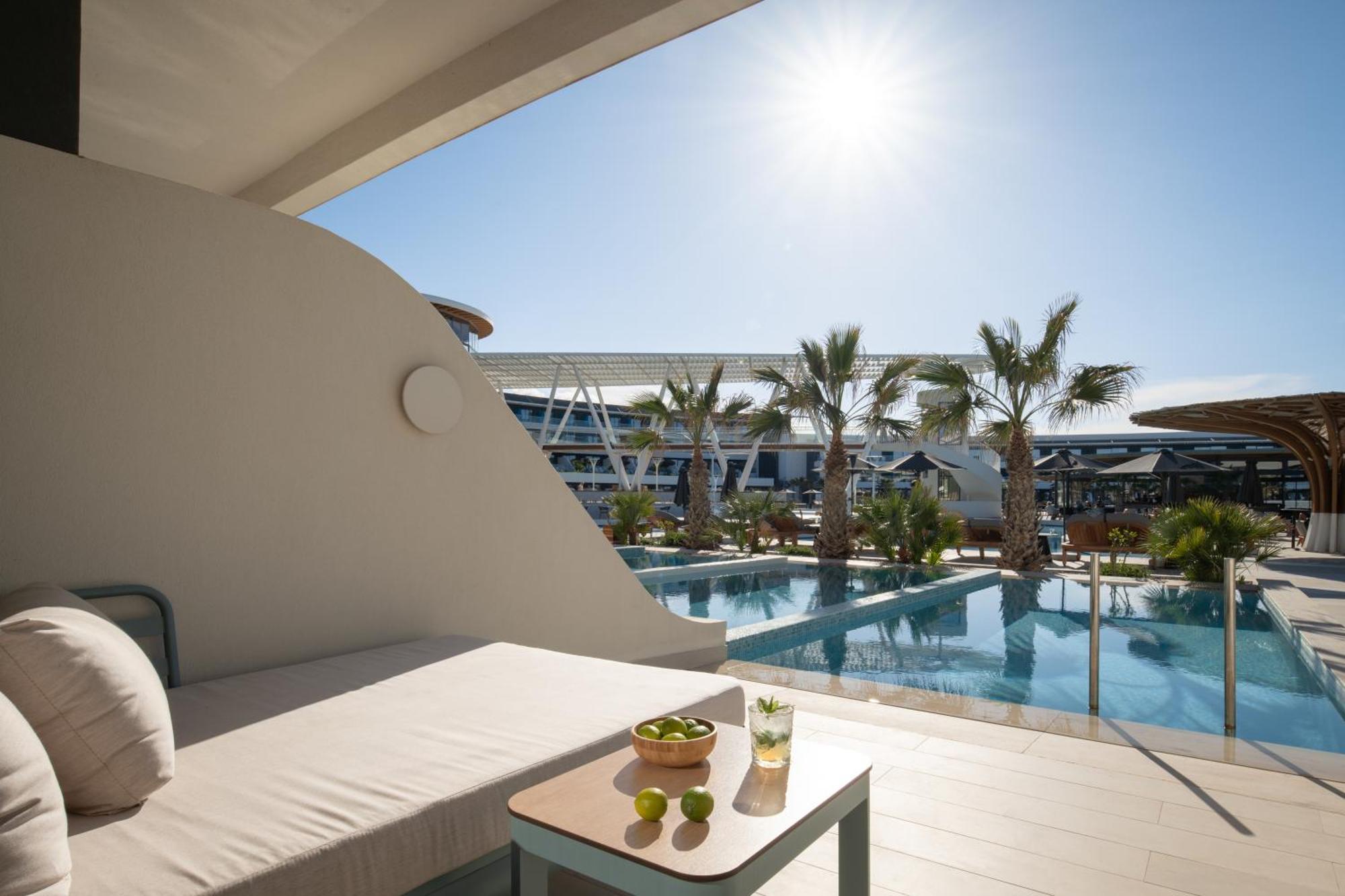 Superior Exclusive Pool or Sea View Individual Pool