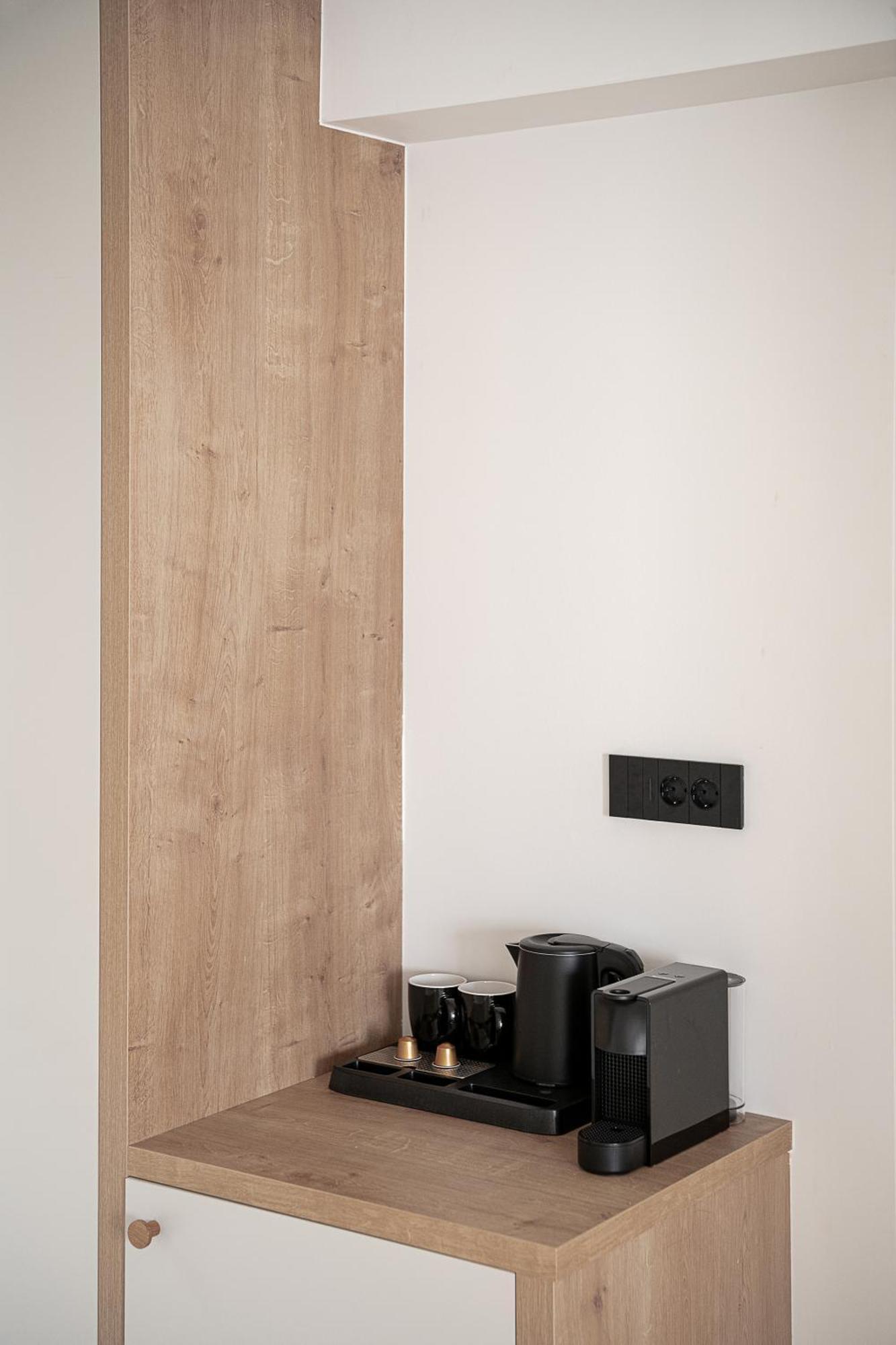 Superior Studio,1529610610:JPEG