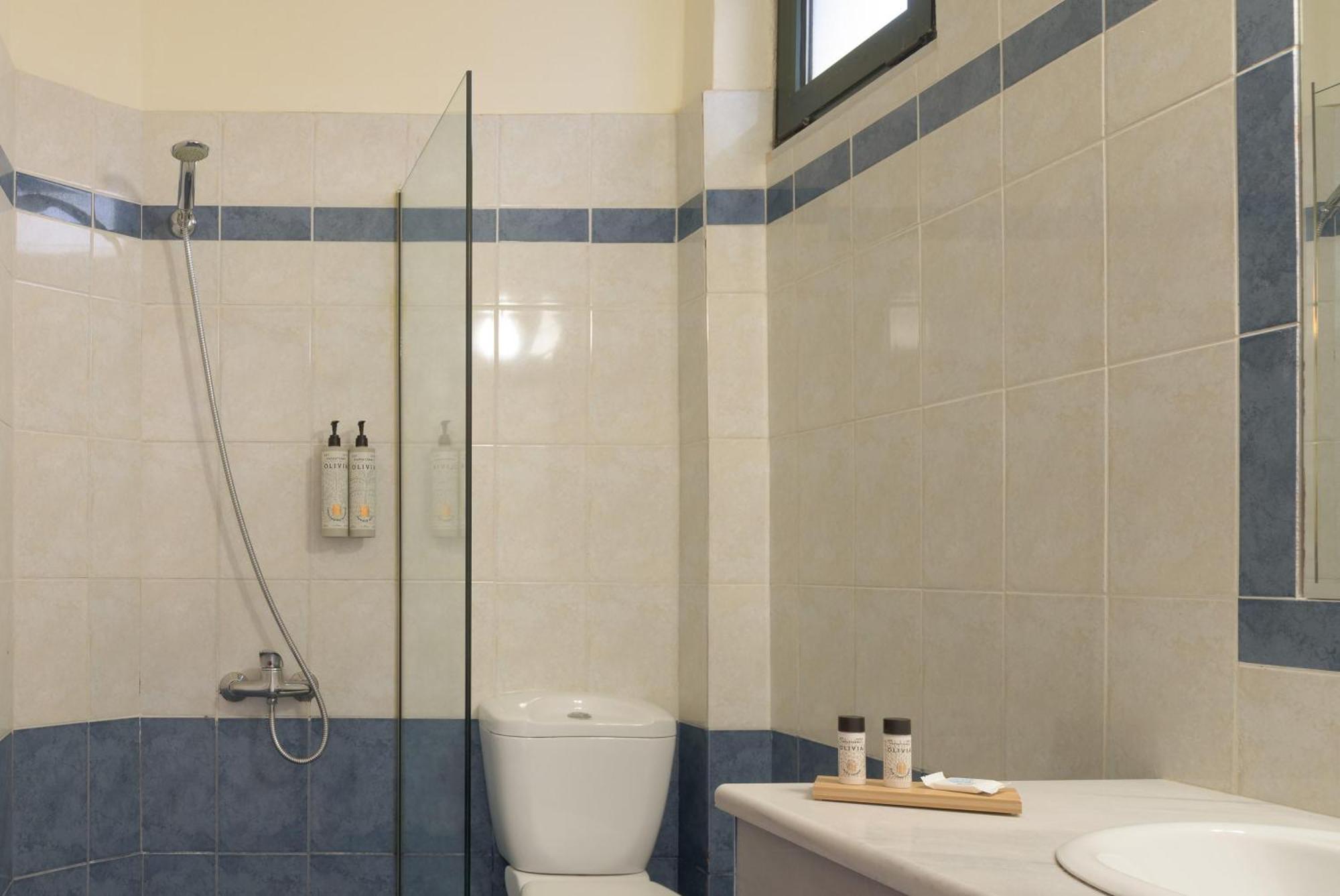 Maisonette with Sea View,1536156715:JPEG