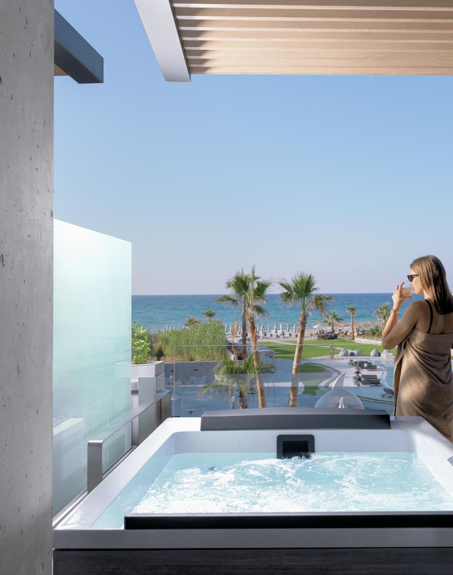 Suite Nautilux avec Bain à Remous - Vue sur Mer