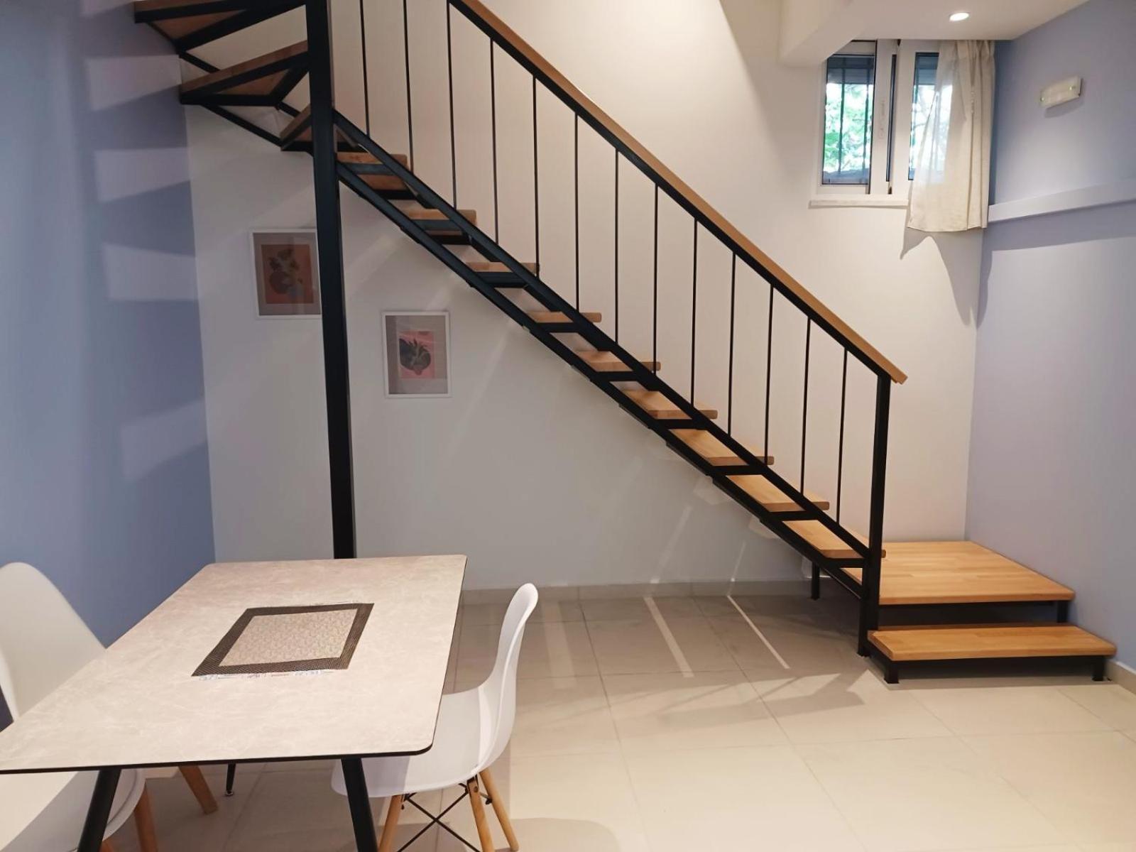 Apartment Split Level