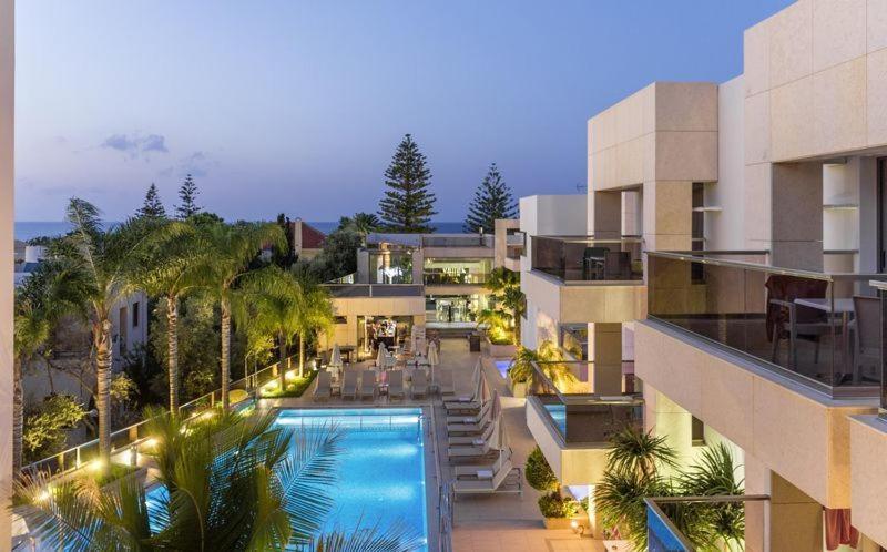 Junior Suite mit Gemeinschaftspool