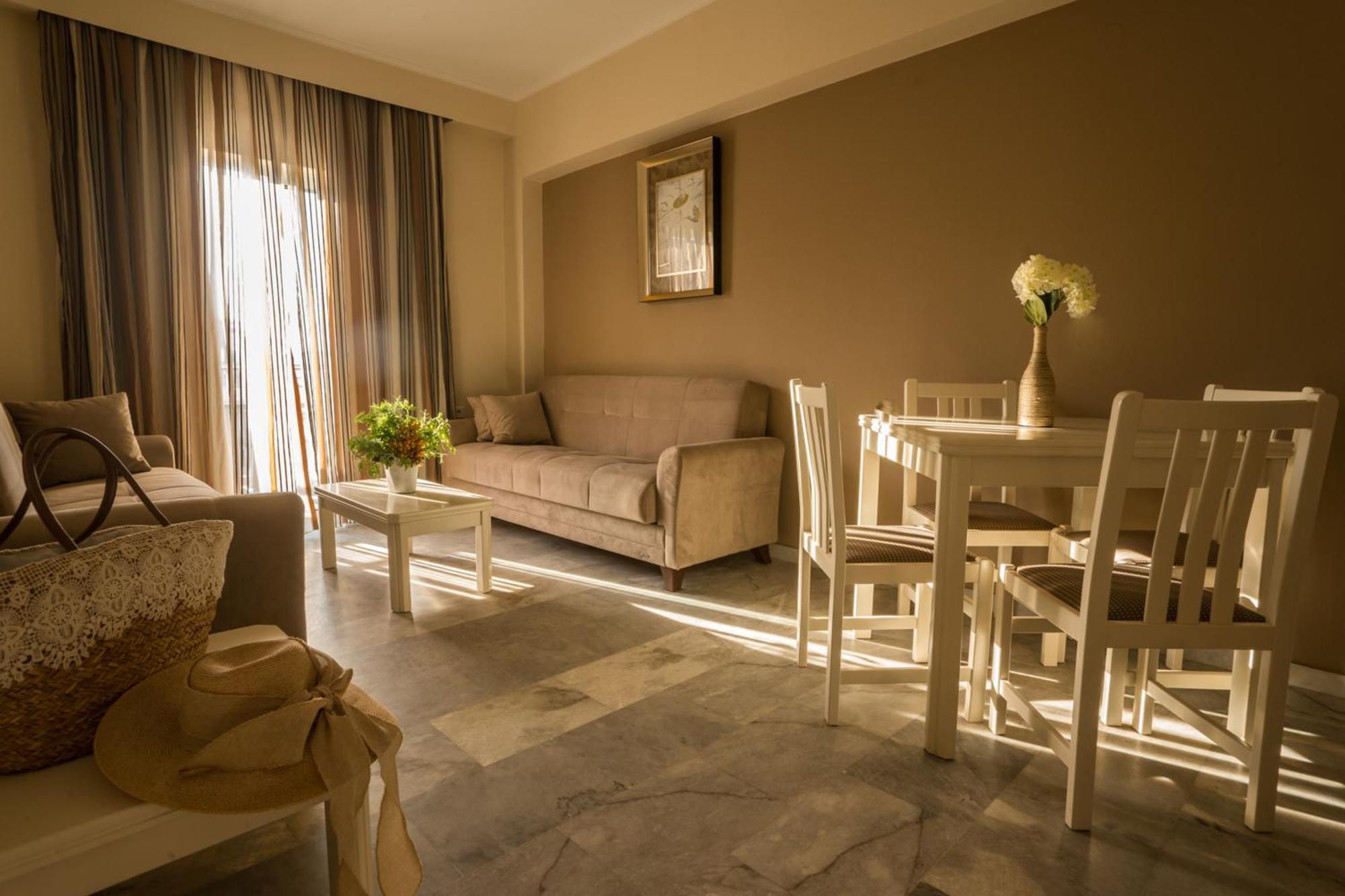 One-Bedroom Apartment Partial Sea View