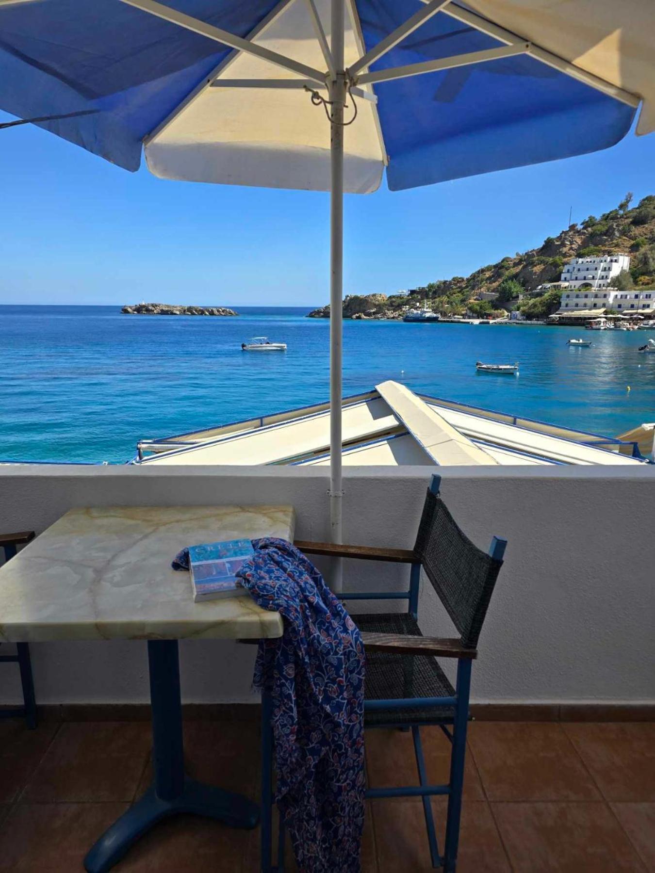 Standard Twin Room Sea View
