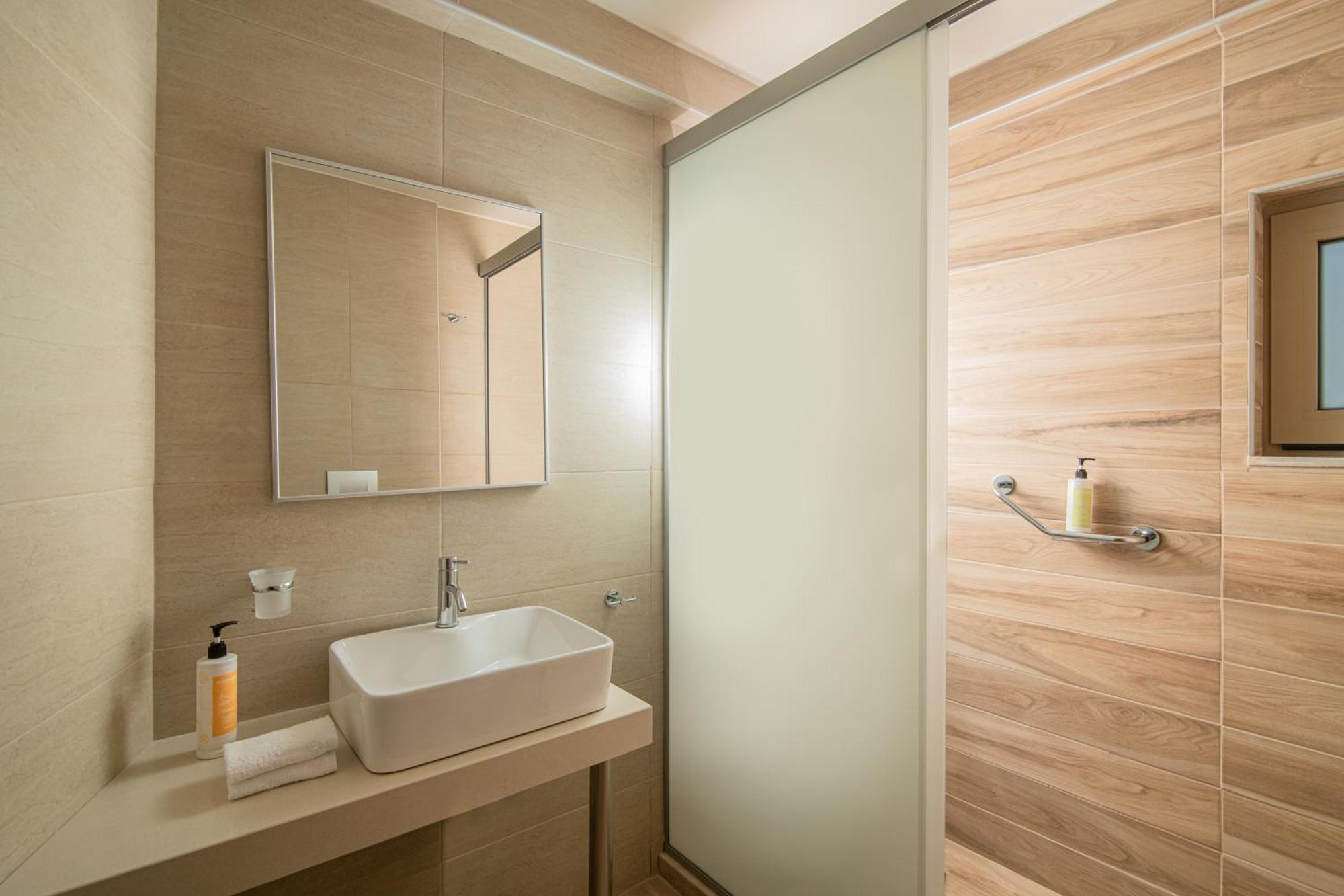 Junior Suite,1717047240:JPEG