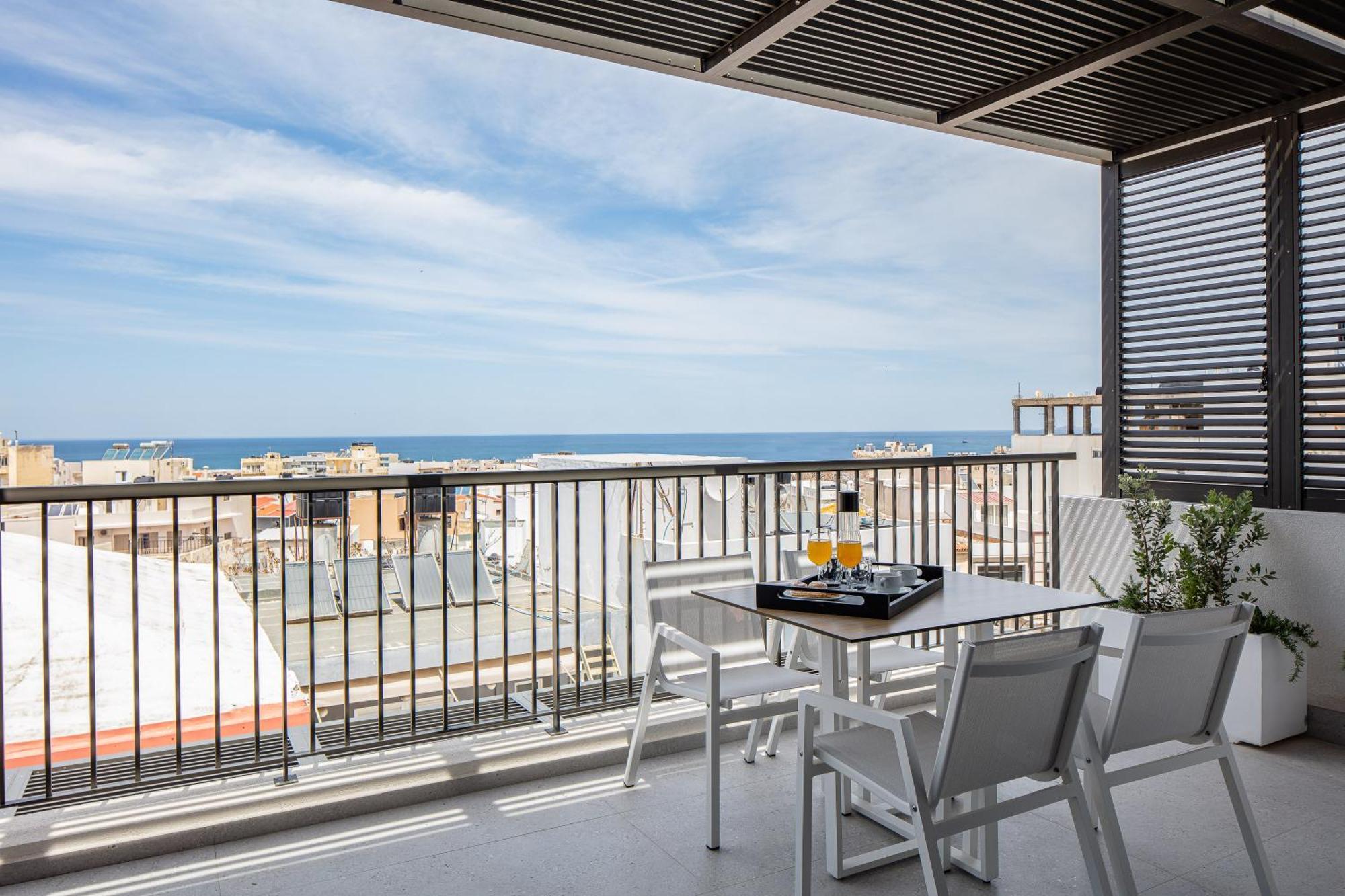 Suite Premium avec Jacuzzi Extérieur - Vue sur Mer