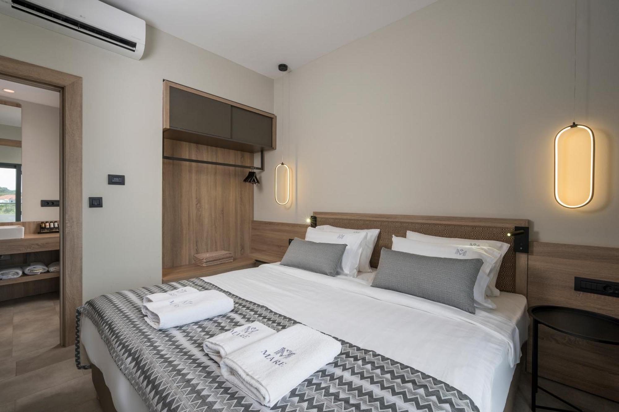 Double Room Side Sea View
