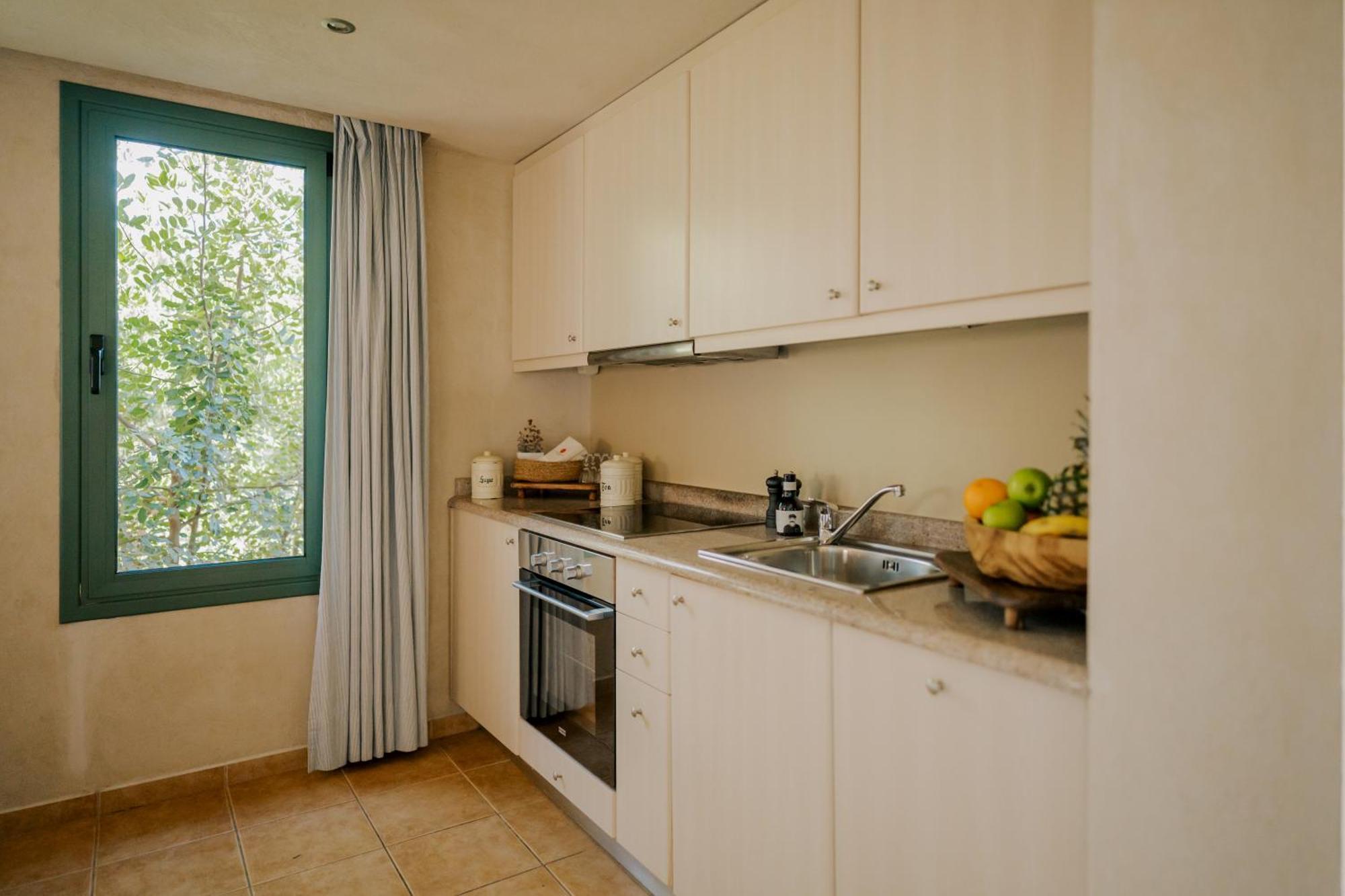 Junior Suite Kitchenette