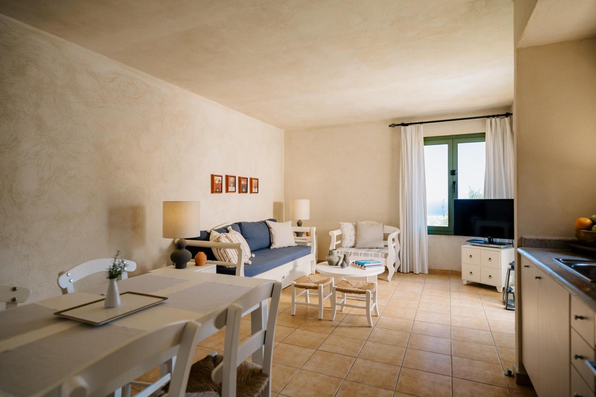 Family Suite Kitchenette
