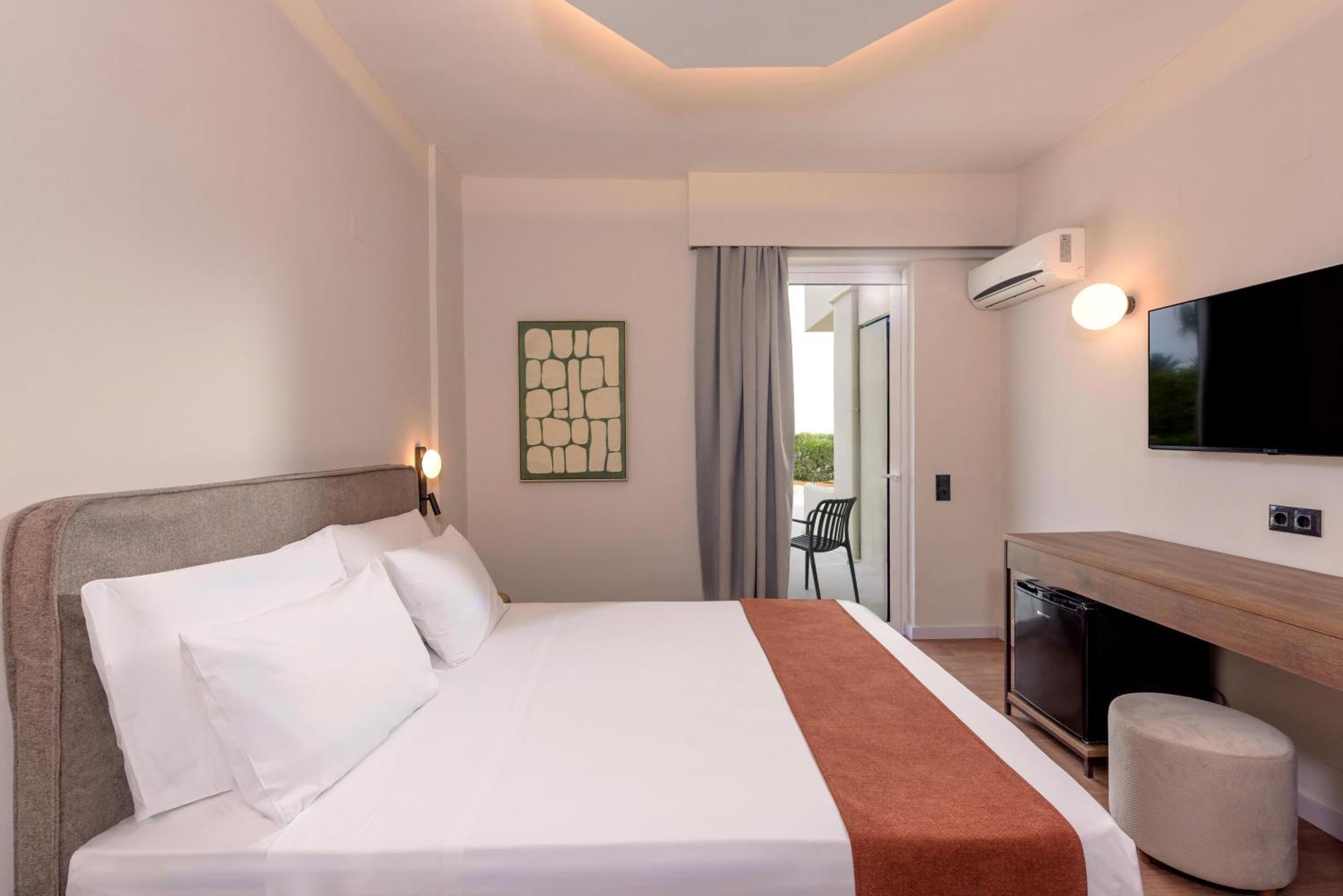 Superior Double Room Private Pool