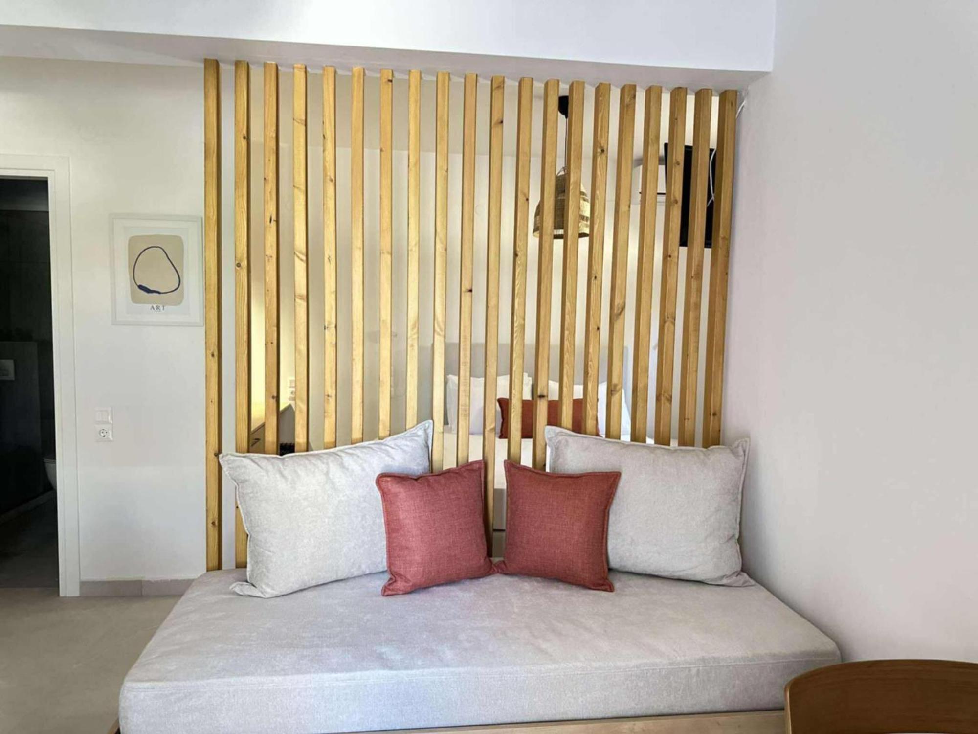 Deluxe One-Bedroom Apartment Garden View