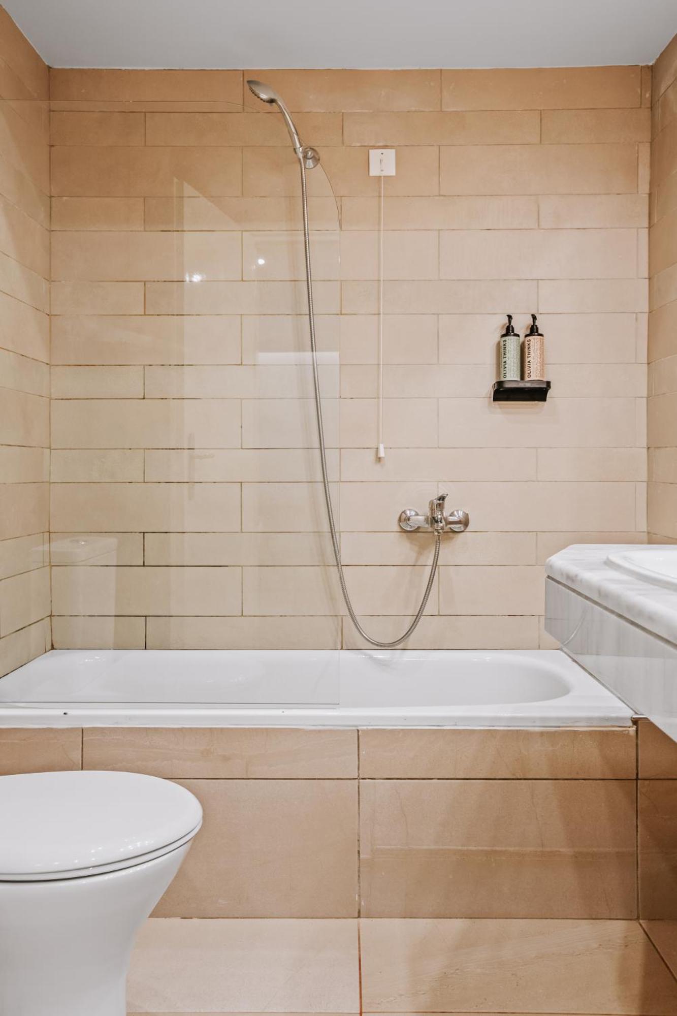 Family Suite with Balcony,1695323509:JPEG