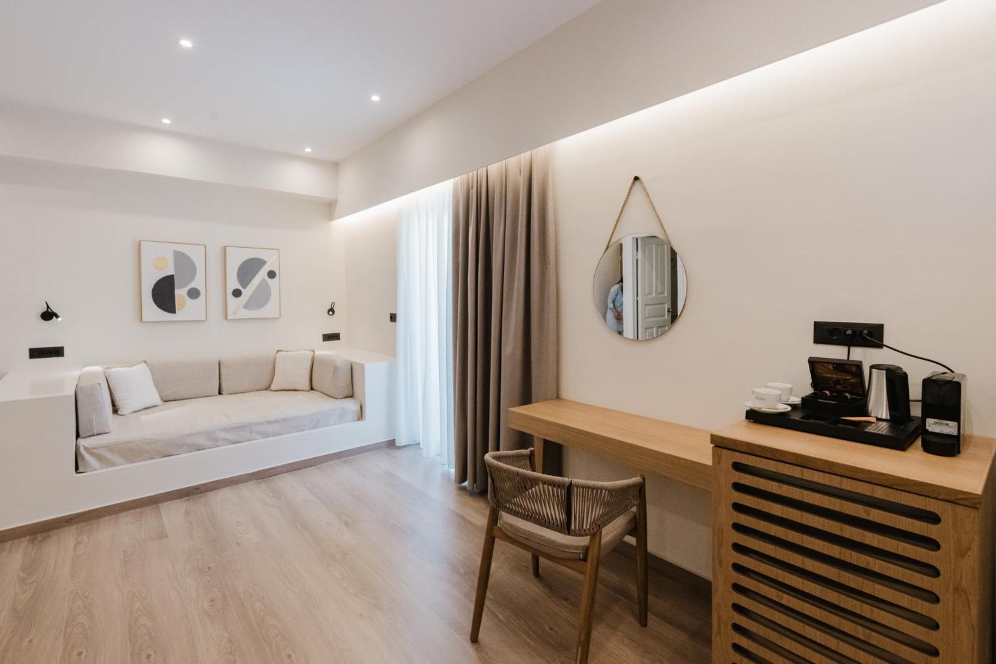 Euphoria Suite Sea View