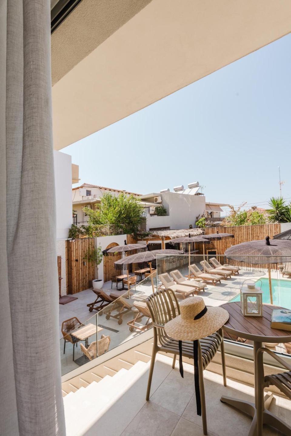 Harmony Room Pool View
