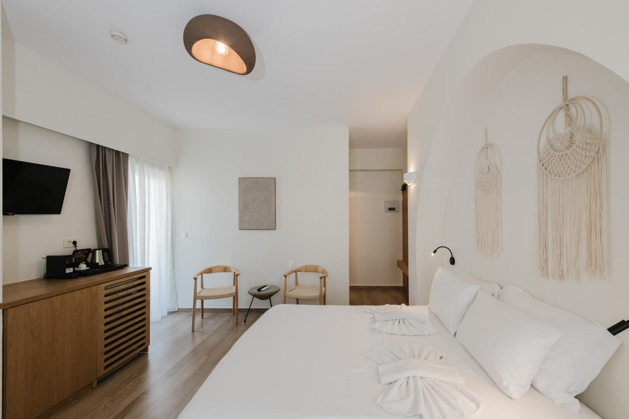 Harmony Room Partial Sea View