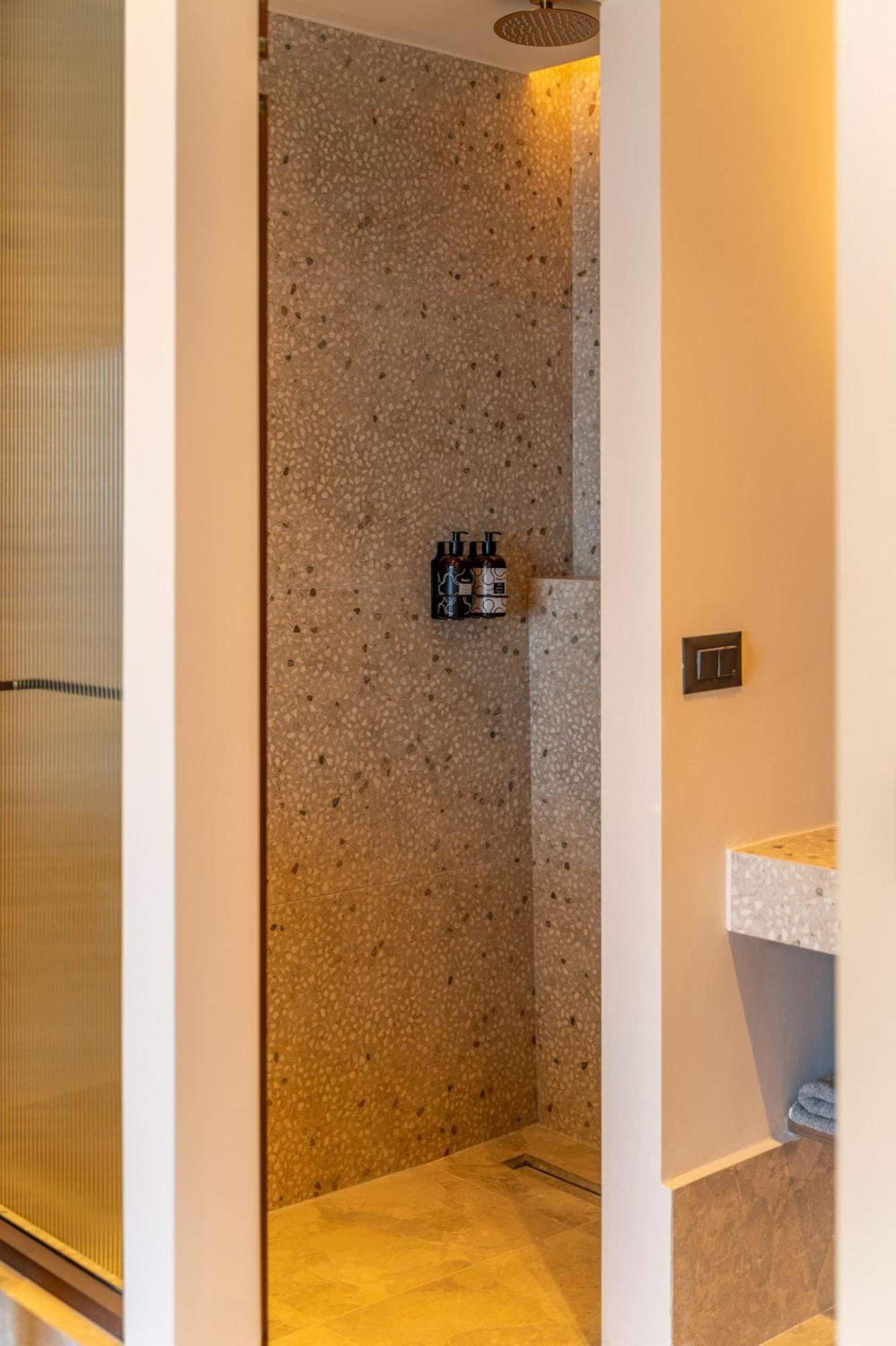 Beach House Sea View,1758271385:JPEG