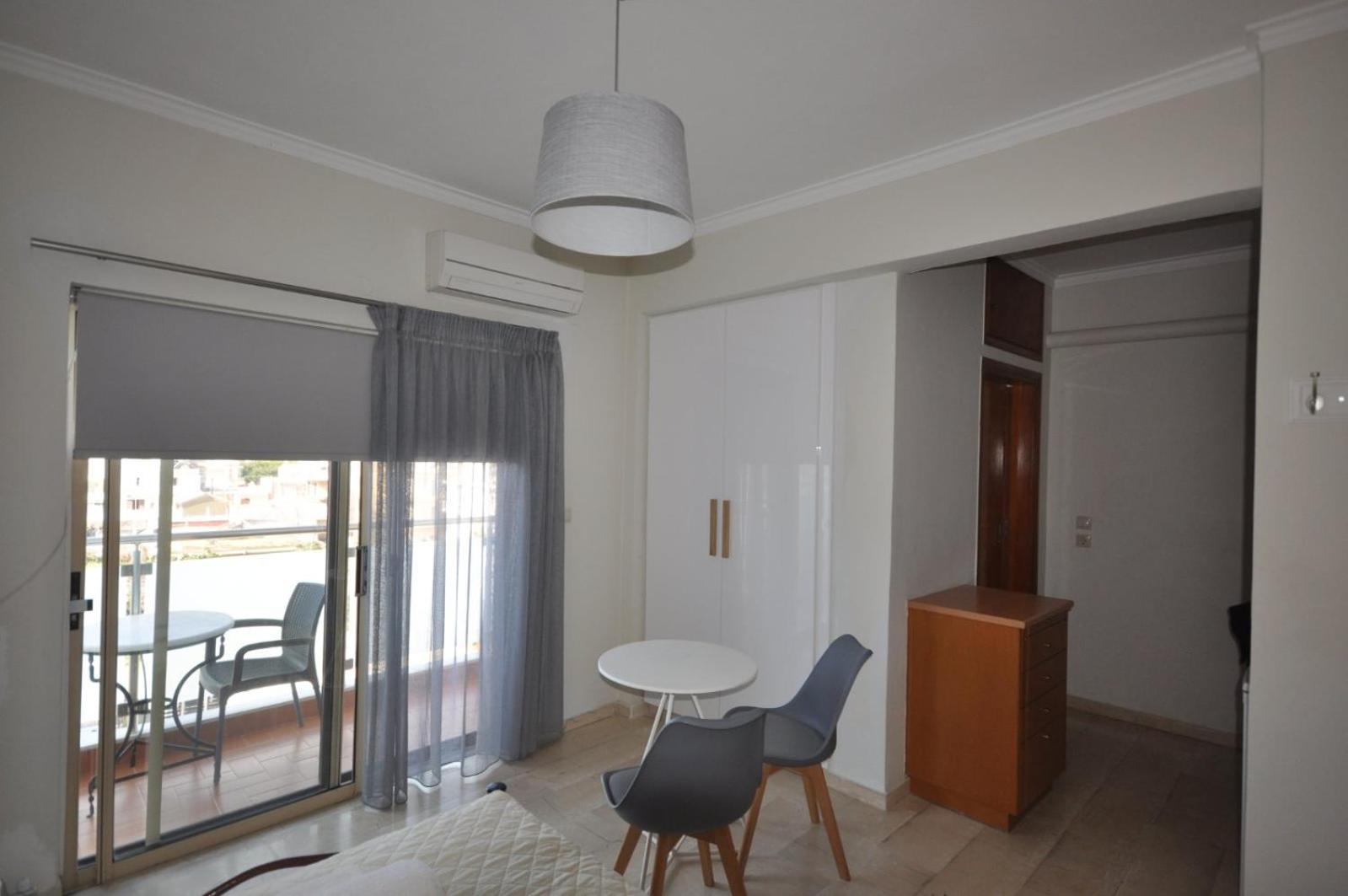 Single Studio Balcony