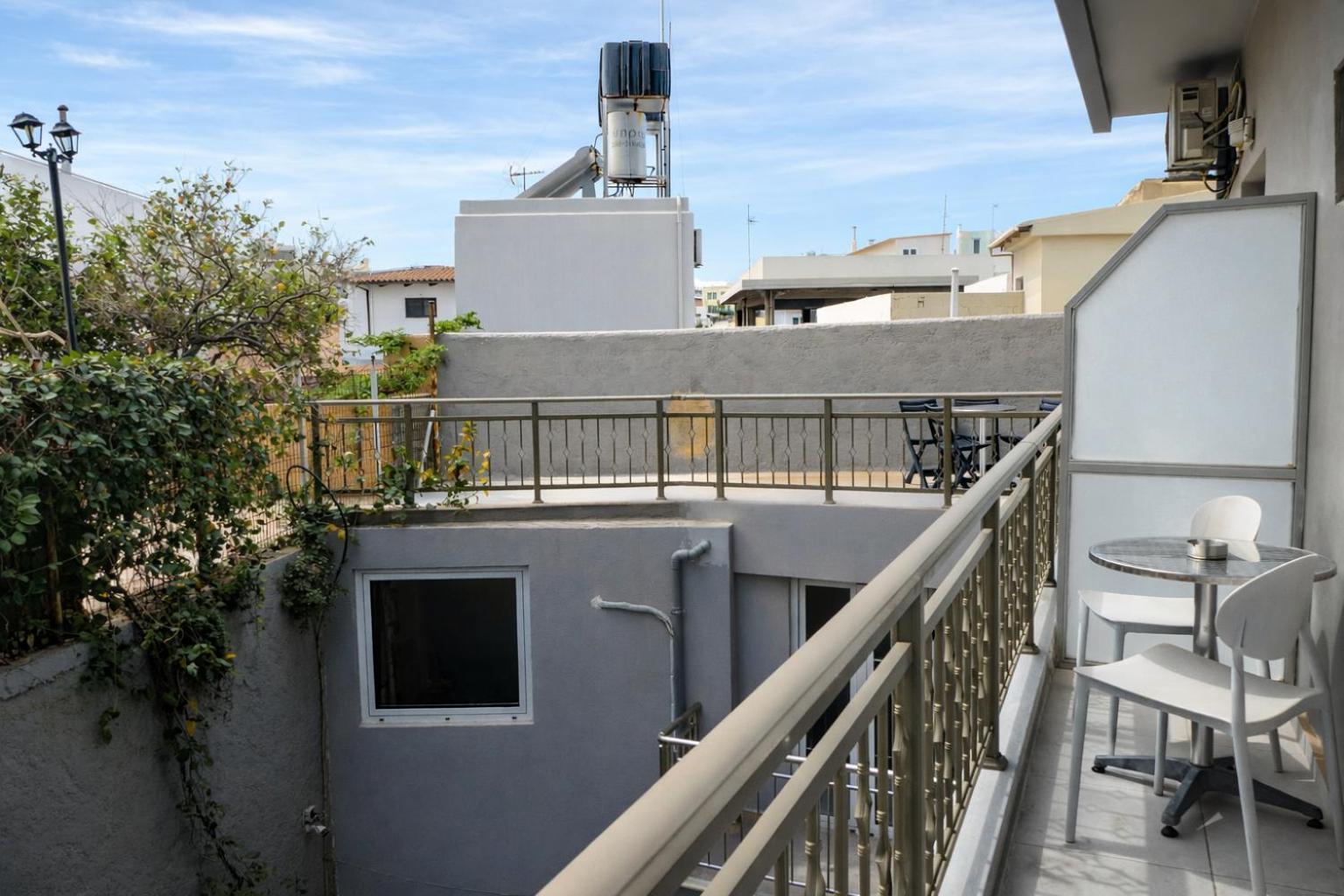 Habitación Triple con balcón