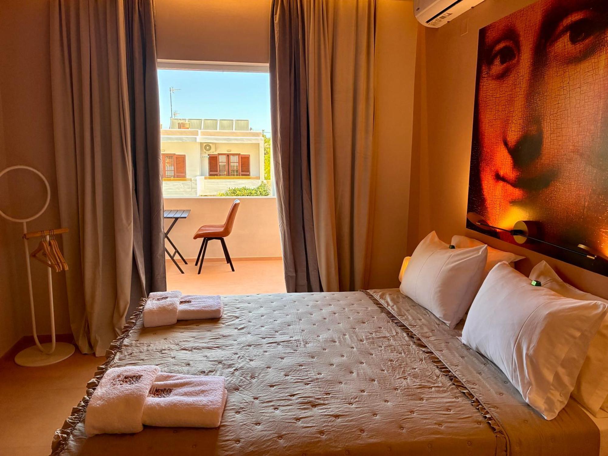 Deluxe Double or Twin Room