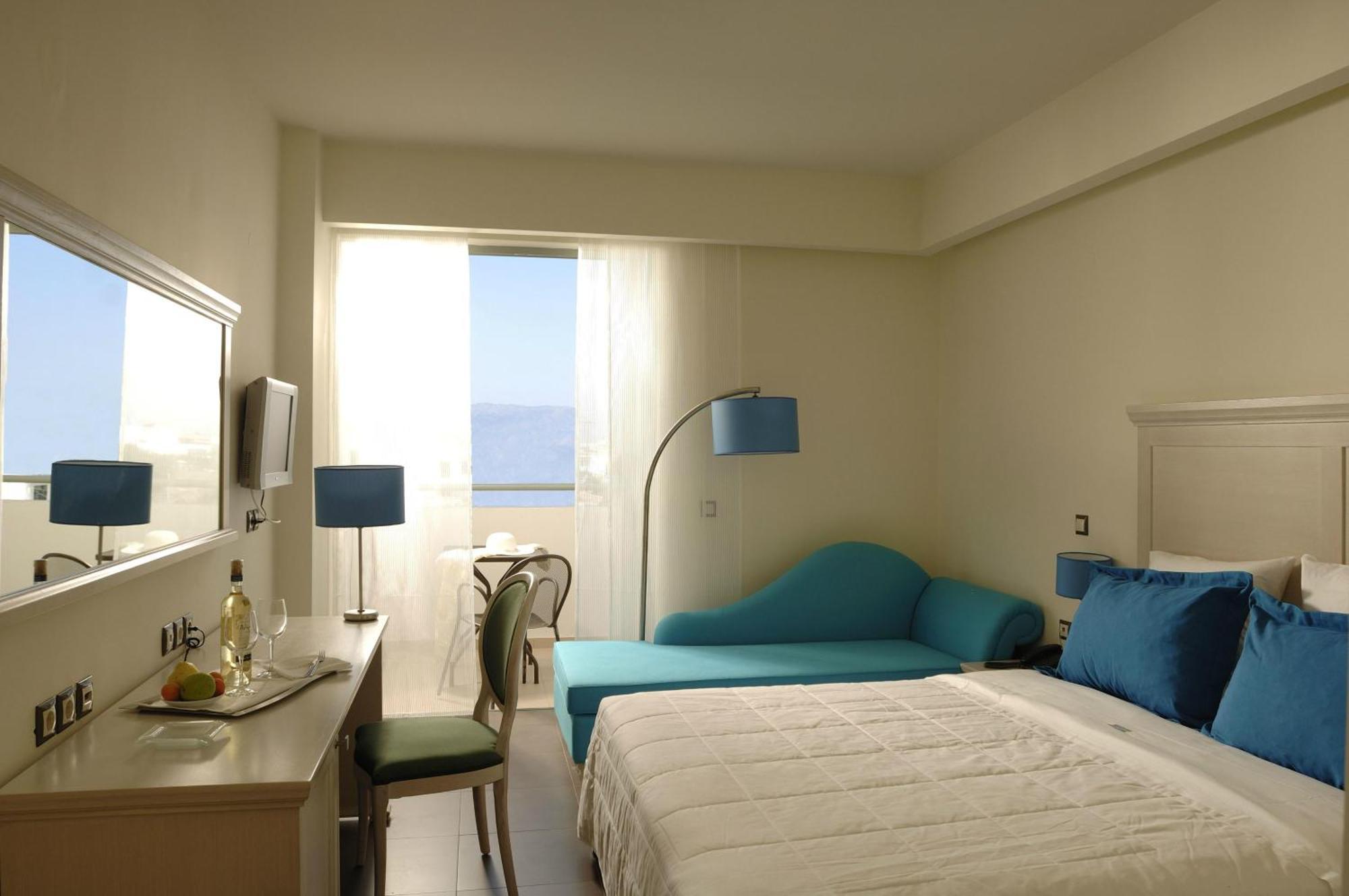 Deluxe Doppel-/Zweibettzimmer mit Balkon