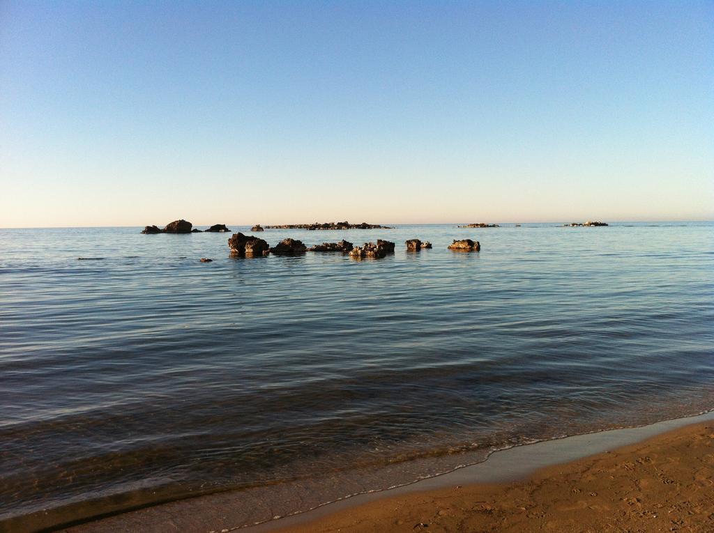 Double or Twin Room with Sea View,195403591:JPEG