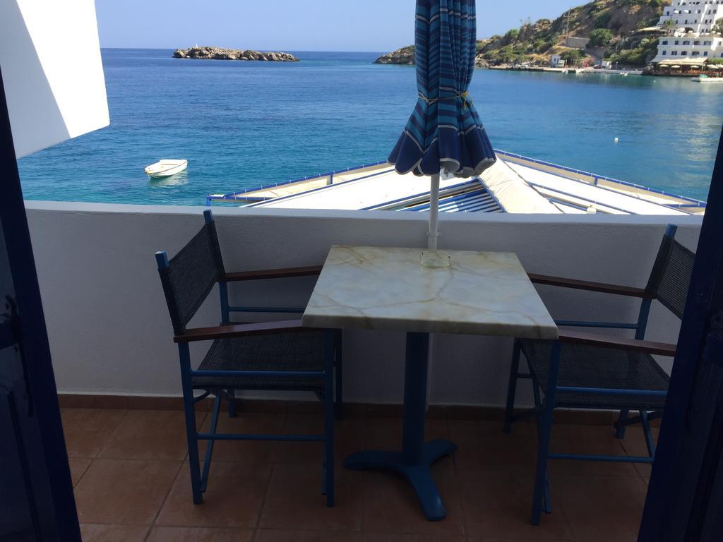 Standard Twin Room Sea View