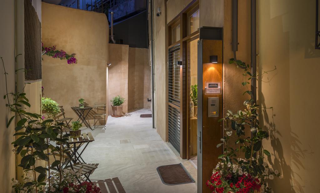 Two-Bedroom House,328257346:JPEG