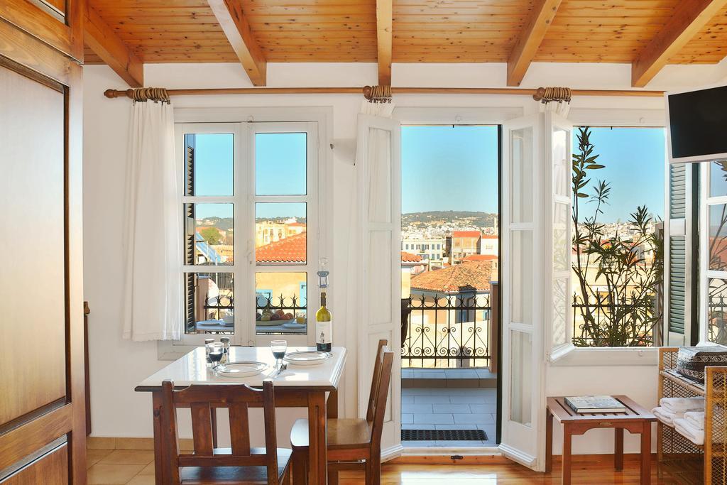 Studio on the Top Floor,398229060:JPEG