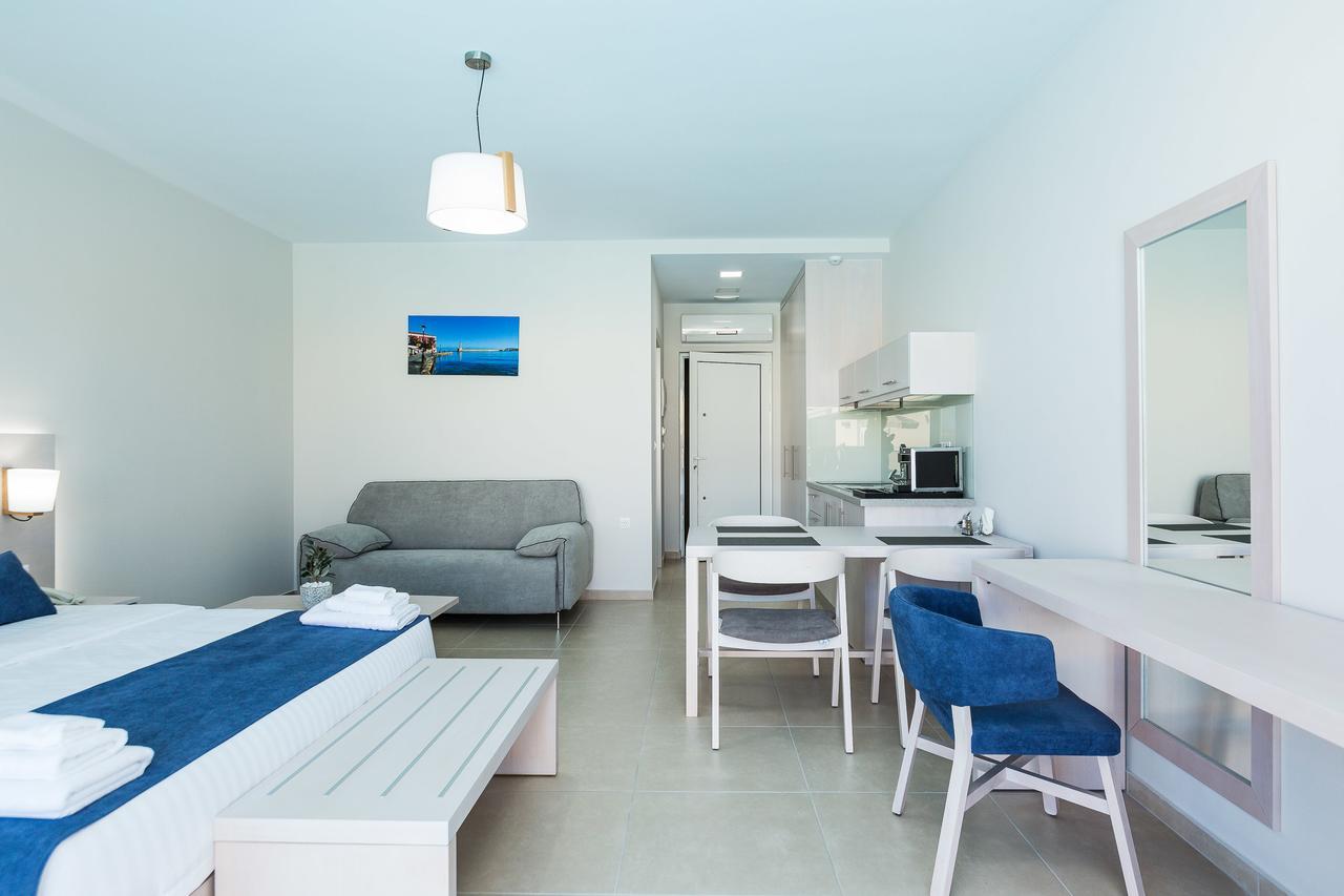 Studio Standard avec Piscine Commune